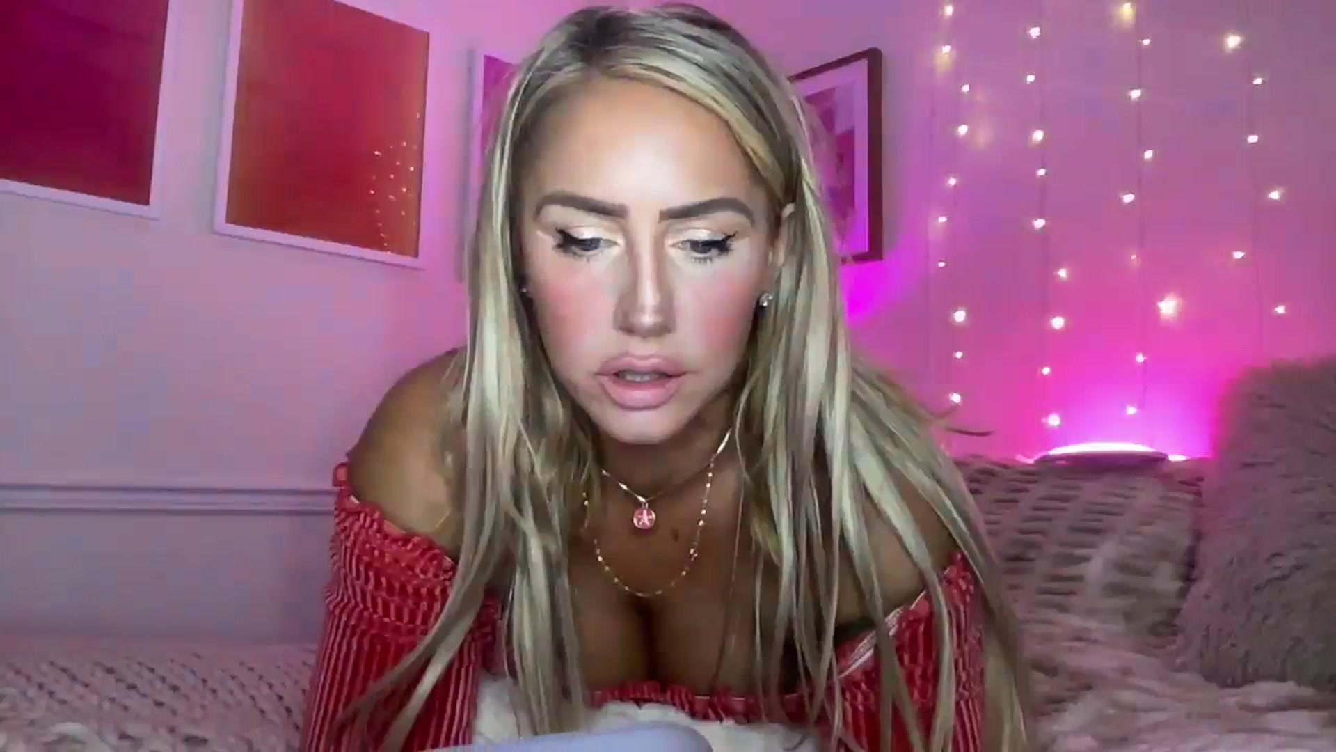 Gallery image thumbnail from Fitnessbaby69's myfreecams stream on, 01/01/2026, 12:37 image 9 of 20