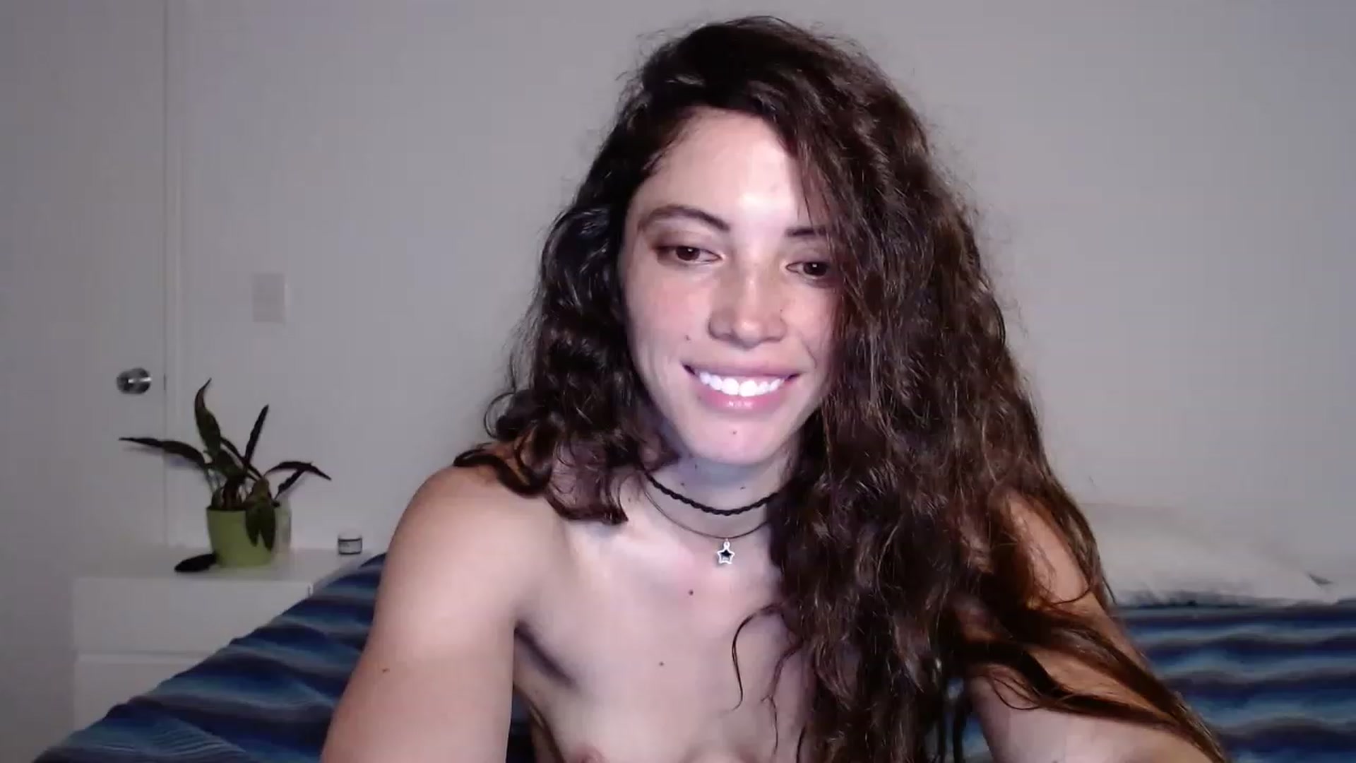 Gallery image thumbnail from Fitsexygirl's myfreecams stream on, 11/24/2022, 24:35 image 18 of 20