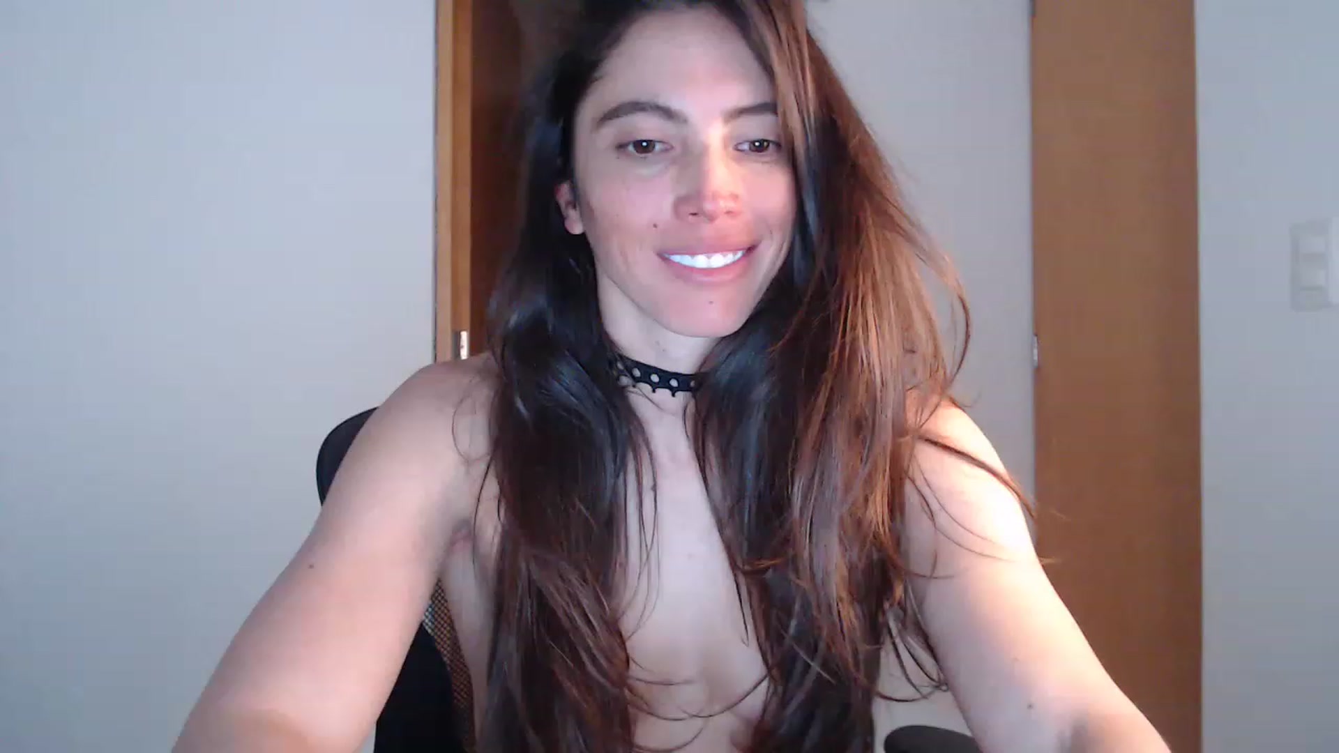 Gallery image thumbnail from Fitsexygirl's myfreecams stream on, 04/25/2023, 21:11 image 18 of 20