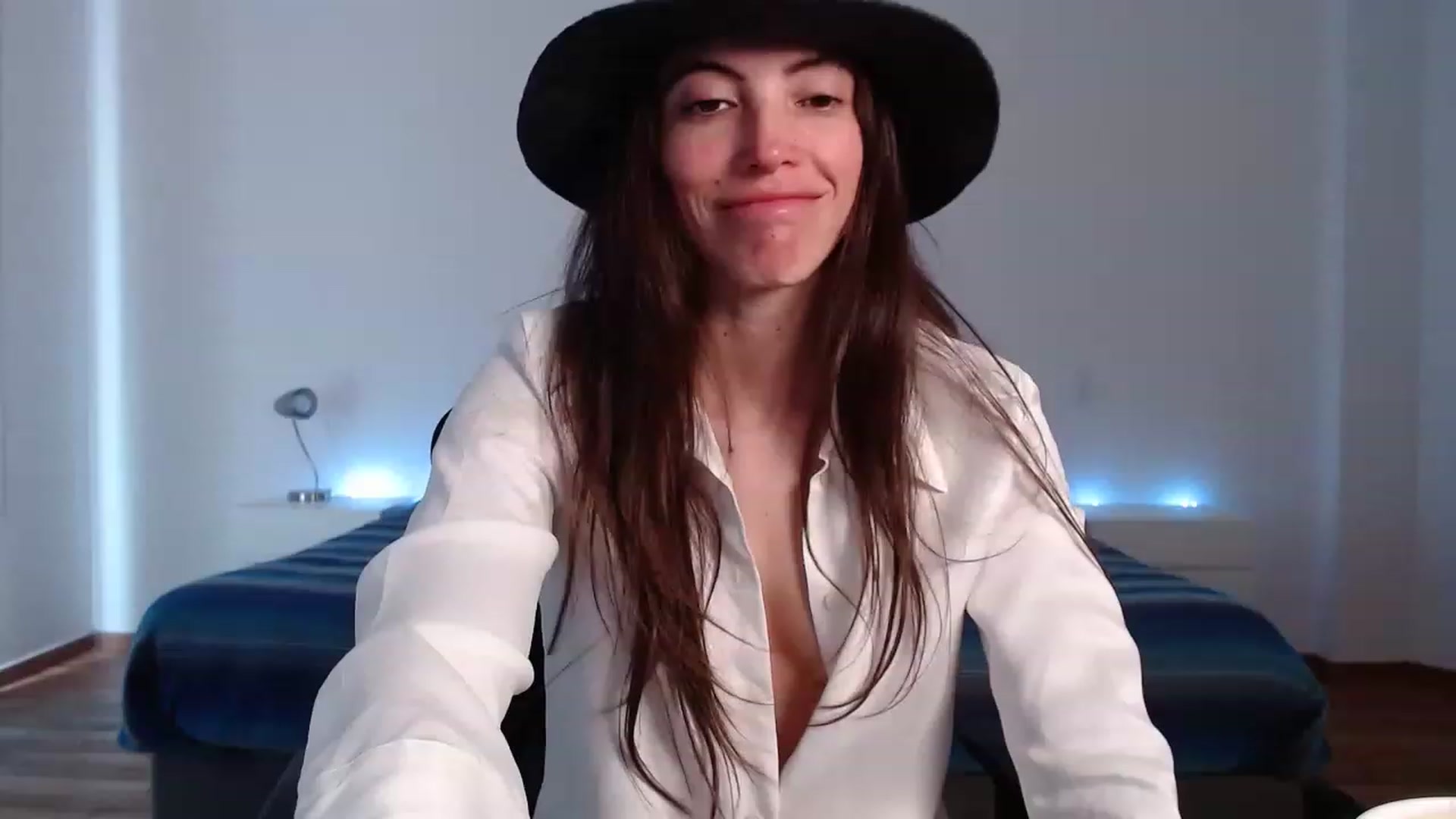 Gallery image thumbnail from Fitsexygirl's myfreecams stream on, 05/04/2023, 18:12 image 6 of 20