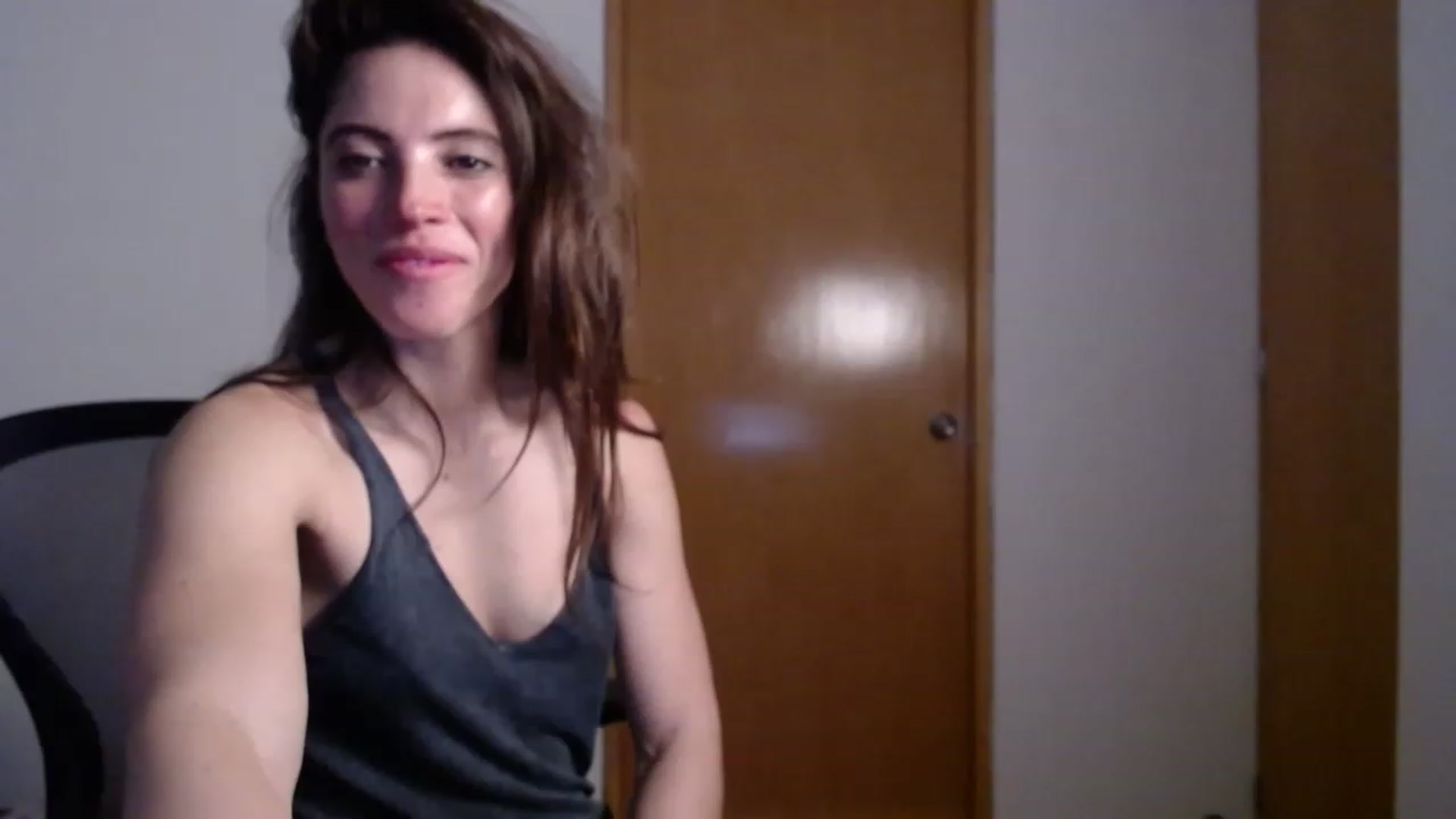 Gallery image thumbnail from Fitsexygirl's myfreecams stream on, 05/08/2023, 19:20 image 2 of 20