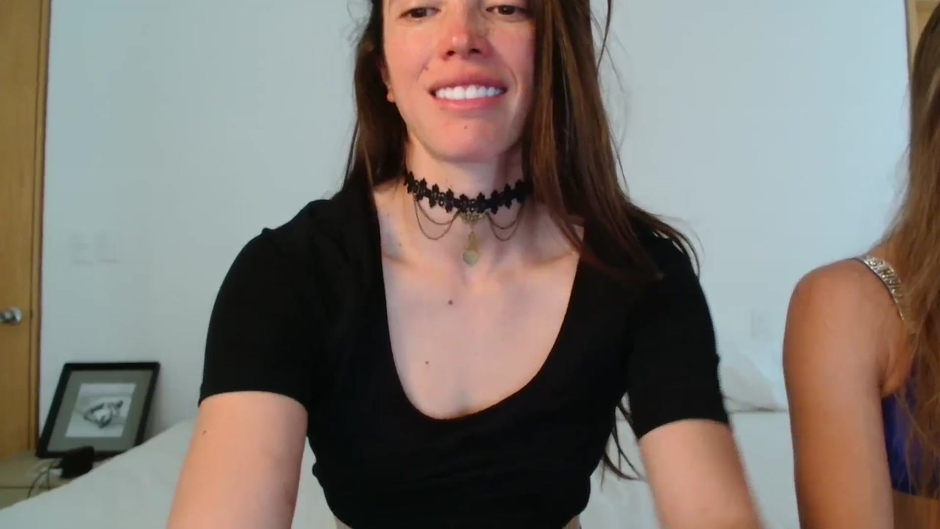 Gallery image thumbnail from Fitsexygirl's myfreecams stream on, 11/21/2023, 19:42 image 3 of 20