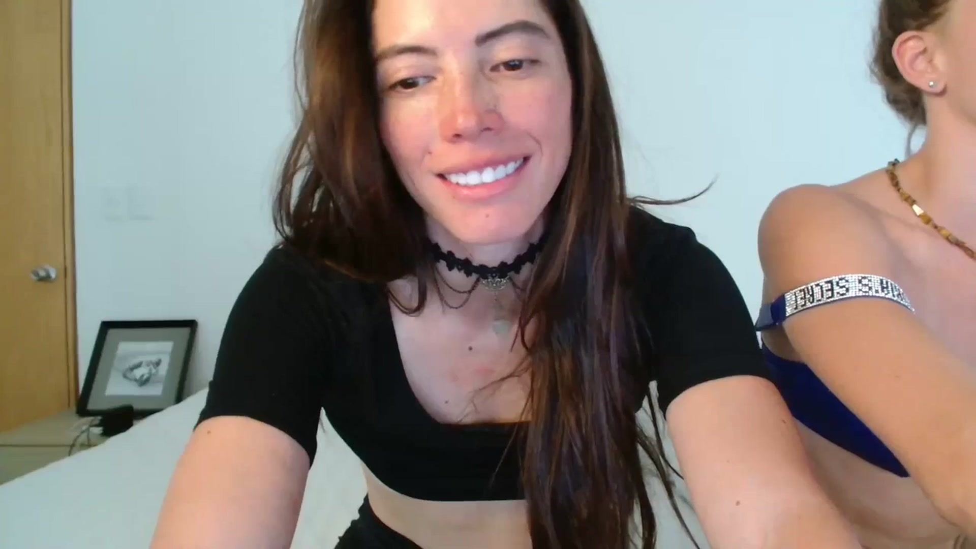 Gallery image thumbnail from Fitsexygirl's myfreecams stream on, 11/21/2023, 19:42 image 8 of 20