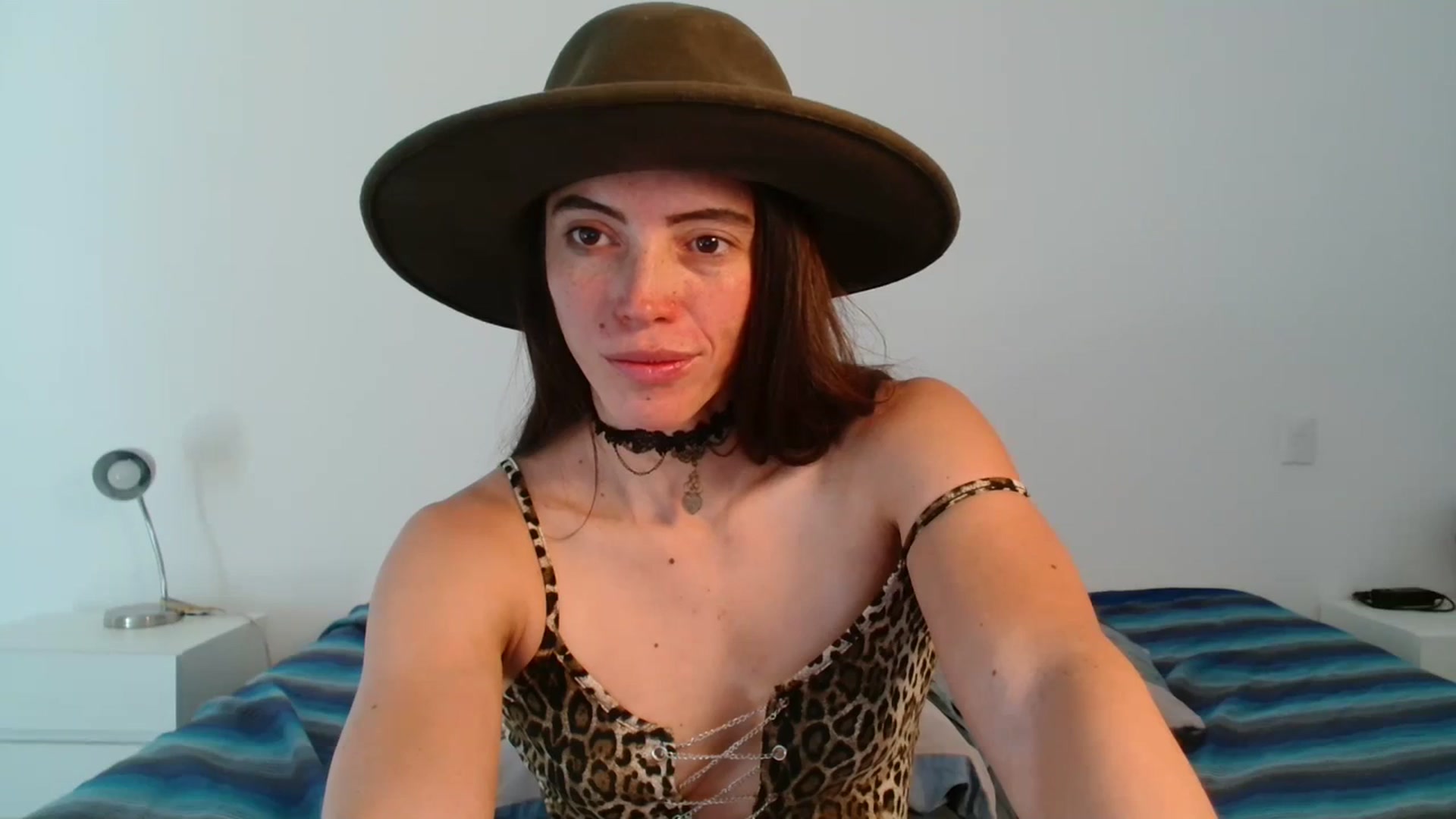 Gallery image thumbnail from Fitsexygirl's myfreecams stream on, 12/21/2023, 19:14 image 6 of 20
