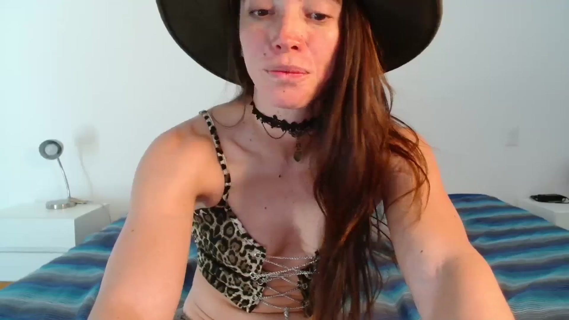 Gallery image thumbnail from Fitsexygirl's myfreecams stream on, 12/21/2023, 19:14 image 3 of 20