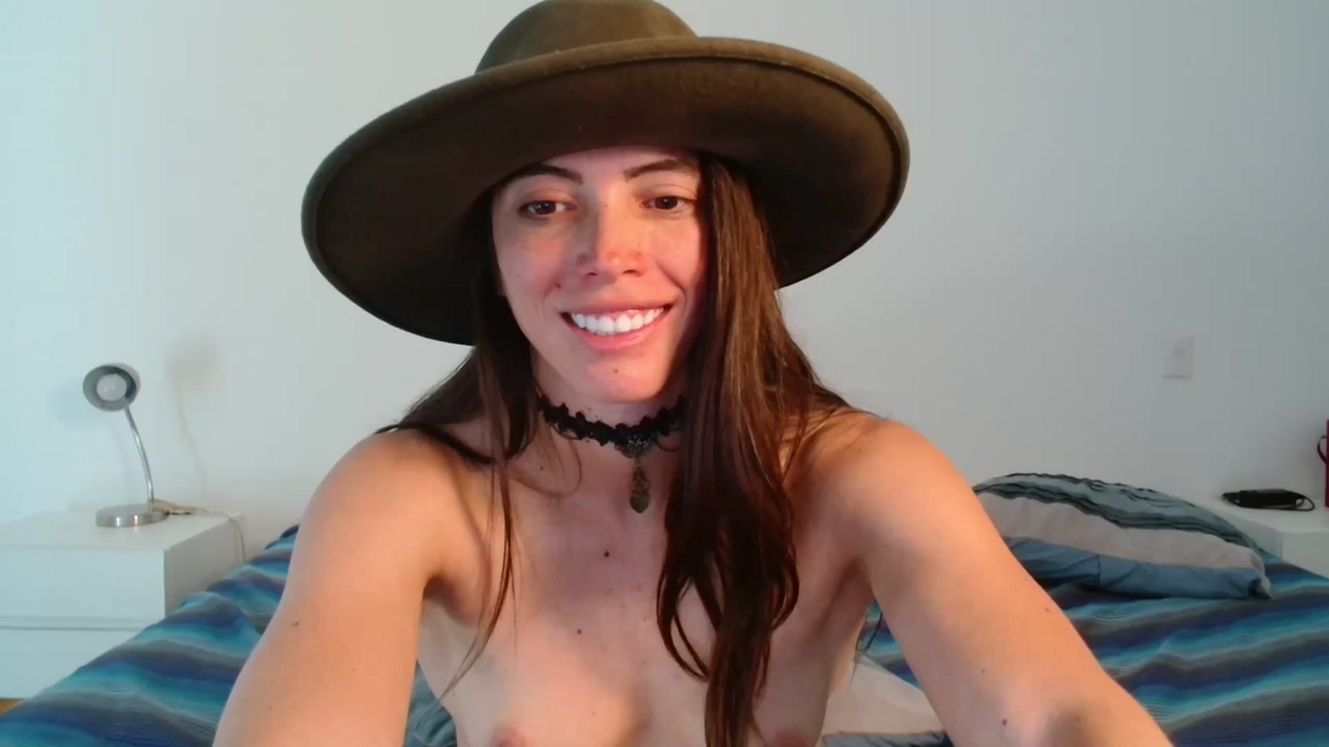 Gallery image thumbnail from Fitsexygirl's myfreecams stream on, 12/21/2023, 19:30 image 8 of 20