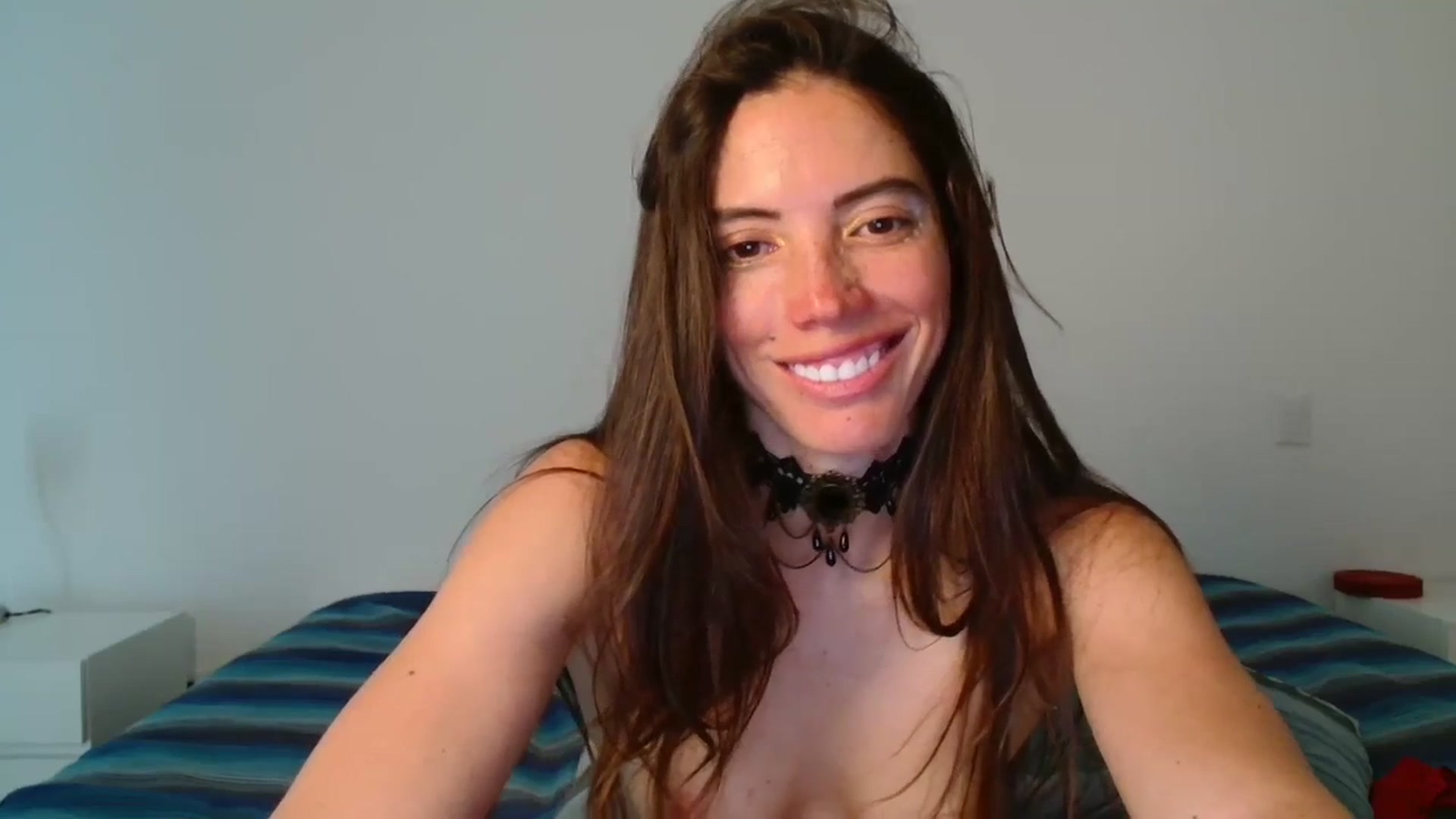 Gallery image thumbnail from Fitsexygirl's myfreecams stream on, 01/19/2024, 20:59 image 16 of 20