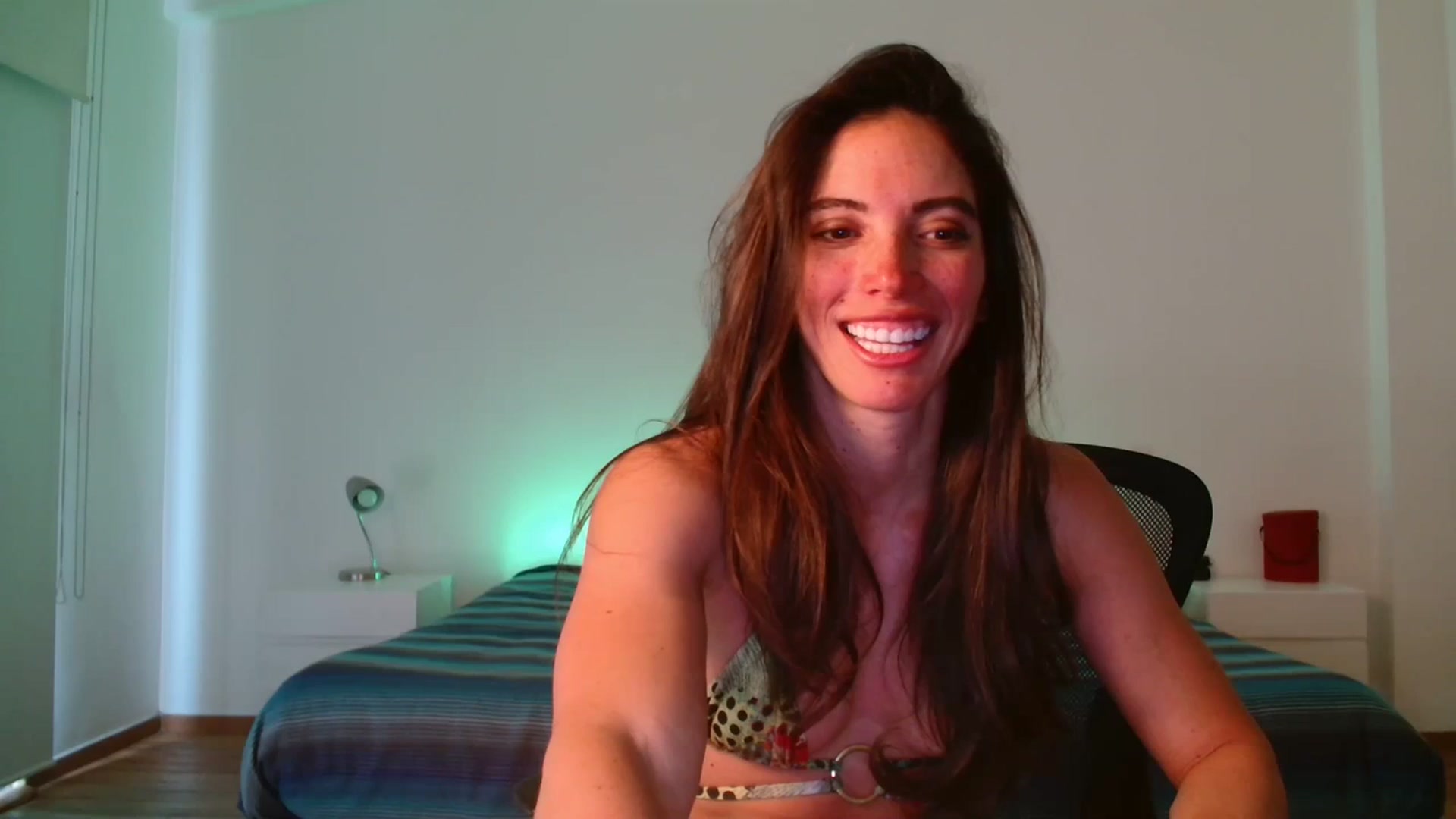 Gallery image thumbnail from Fitsexygirl's myfreecams stream on, 02/22/2024, 24:06 image 3 of 20