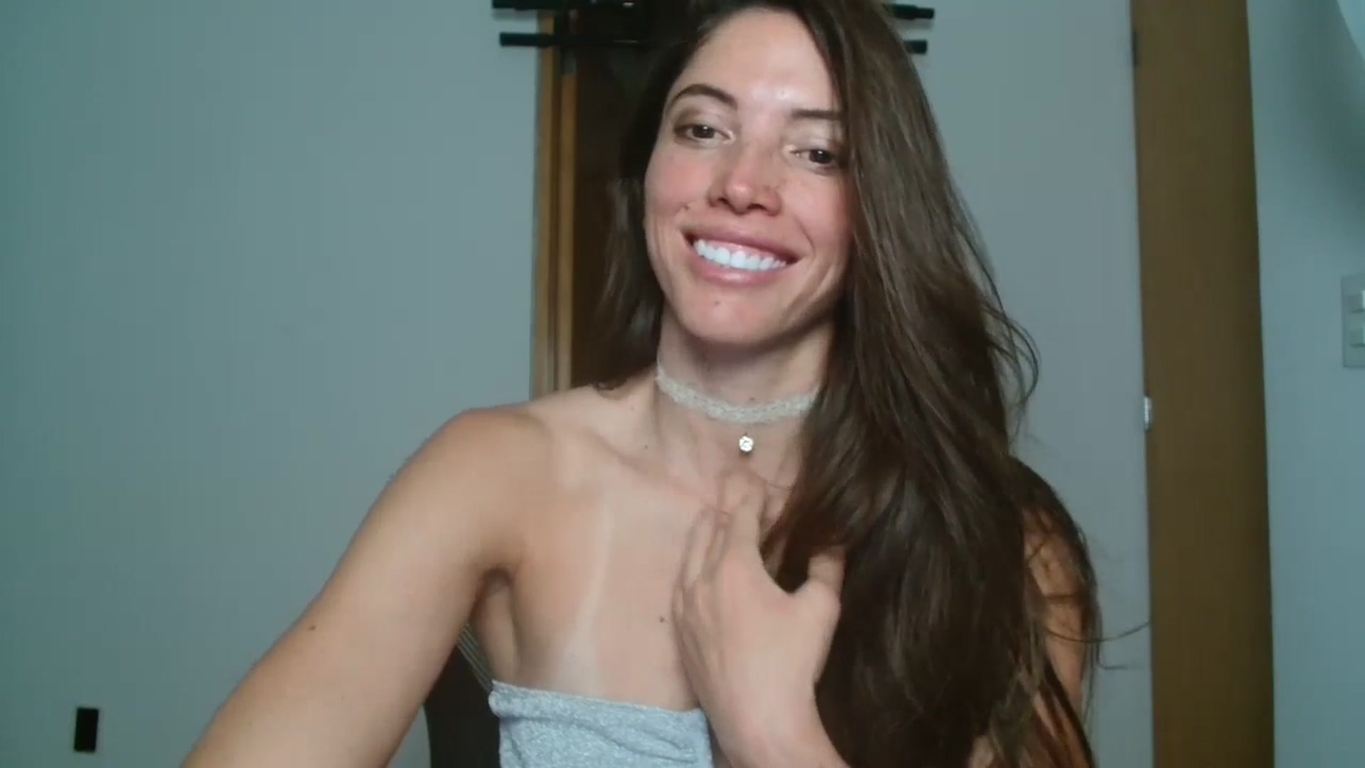 Gallery image thumbnail from Fitsexygirl's myfreecams stream on, 03/12/2024, 21:08 image 7 of 20