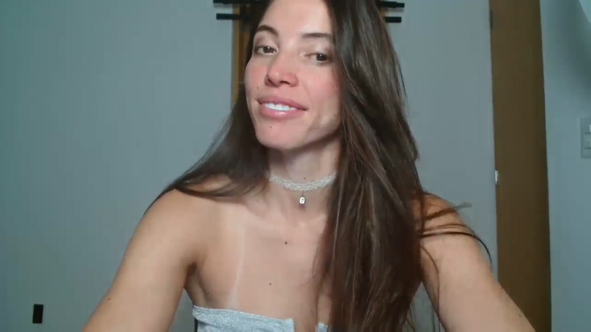 Gallery image thumbnail from Fitsexygirl's myfreecams stream on, 03/12/2024, 21:08 image 8 of 20