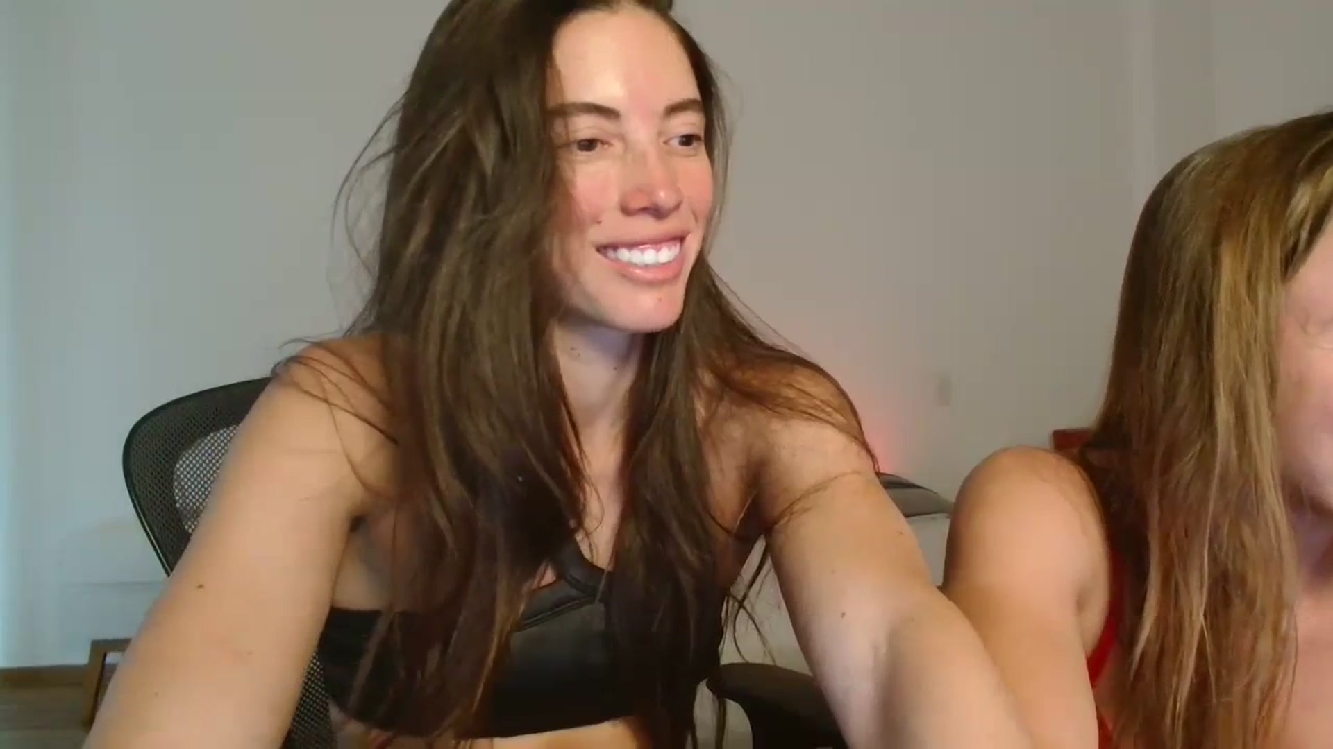 Gallery image thumbnail from Fitsexygirl's myfreecams stream on, 03/20/2024, 22:29 image 8 of 20