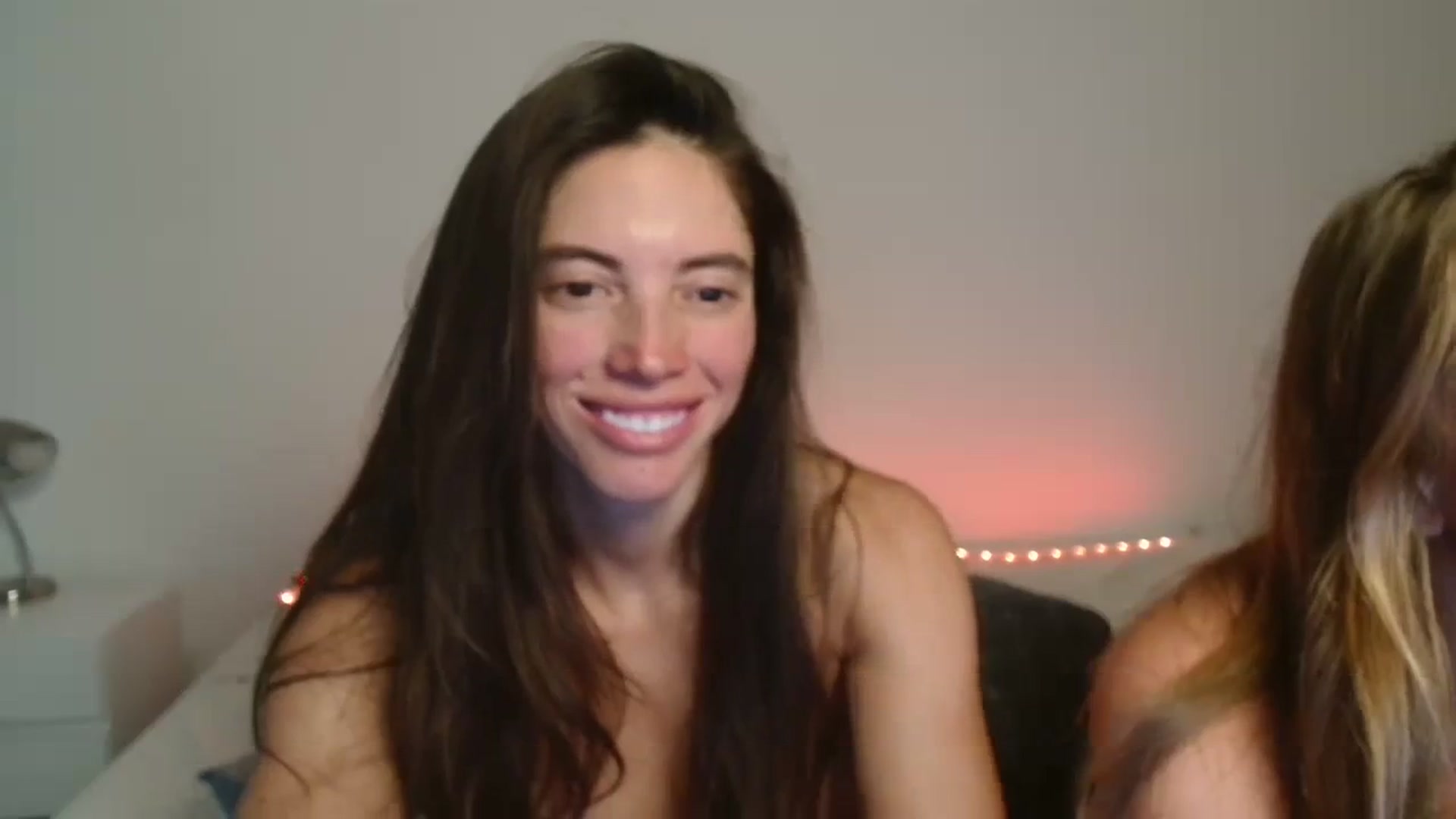 Gallery image thumbnail from Fitsexygirl's myfreecams stream on, 03/21/2024, 24:08 image 2 of 20