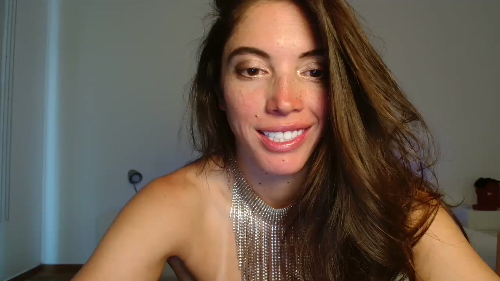 Gallery image thumbnail from Fitsexygirl's myfreecams stream on, 04/09/2024, 23:07 image 4 of 20