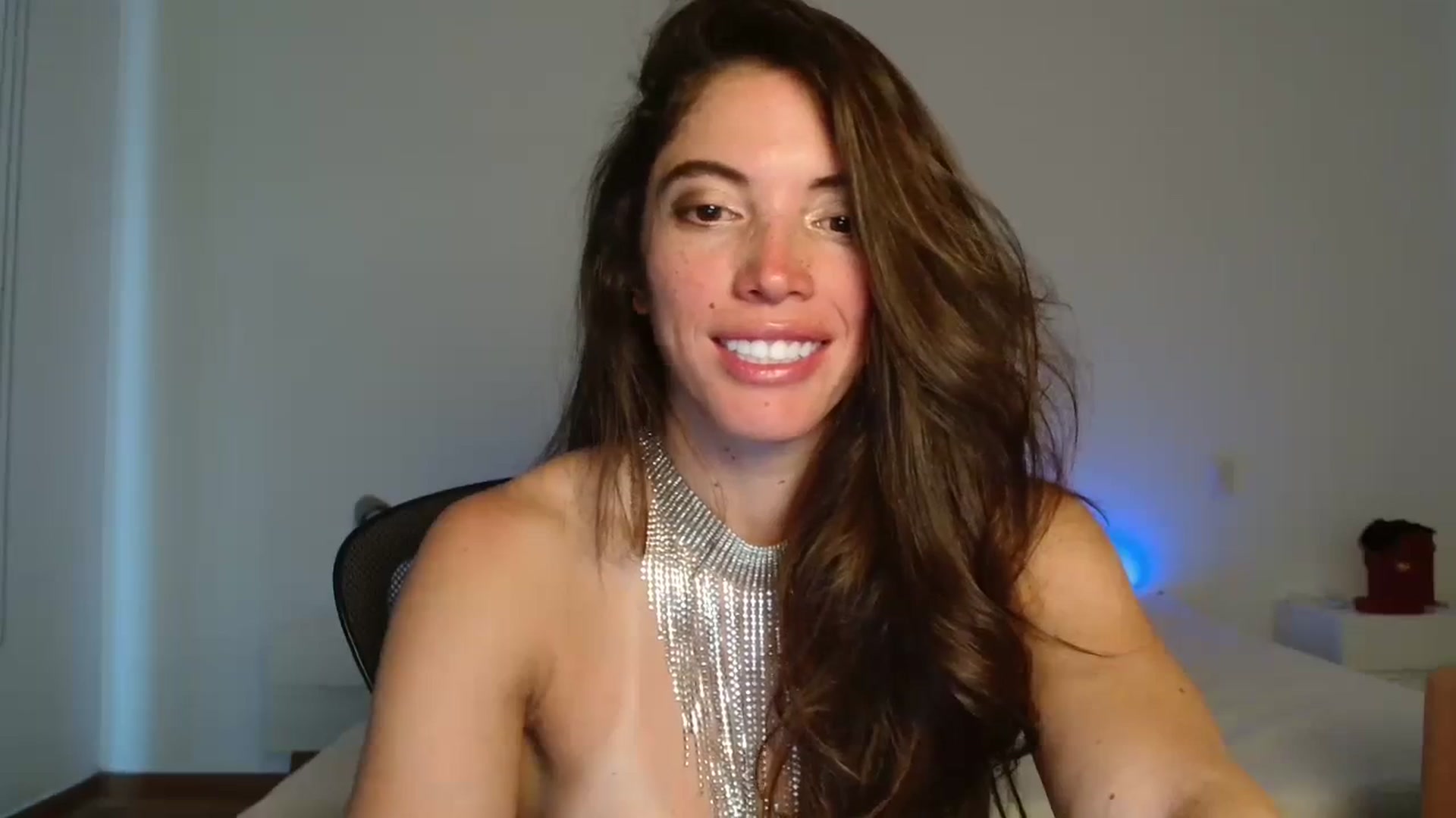 Gallery image thumbnail from Fitsexygirl's myfreecams stream on, 04/09/2024, 23:07 image 12 of 20