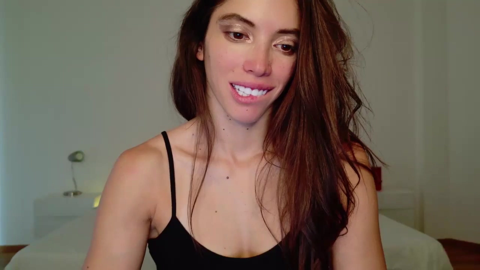 Gallery image thumbnail from Fitsexygirl's myfreecams stream on, 05/07/2024, 21:42 image 2 of 20