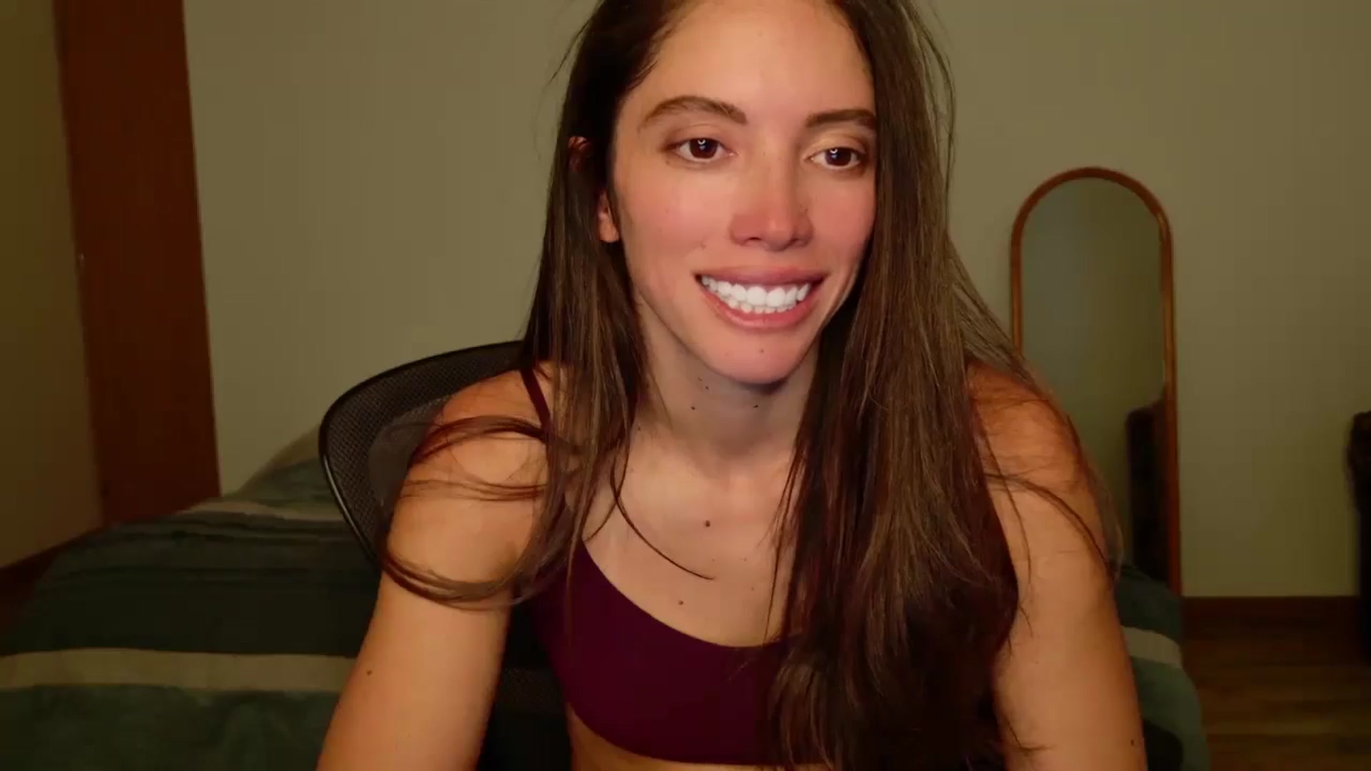 Gallery image thumbnail from Fitsexygirl's myfreecams stream on, 06/18/2024, 20:04 image 12 of 20