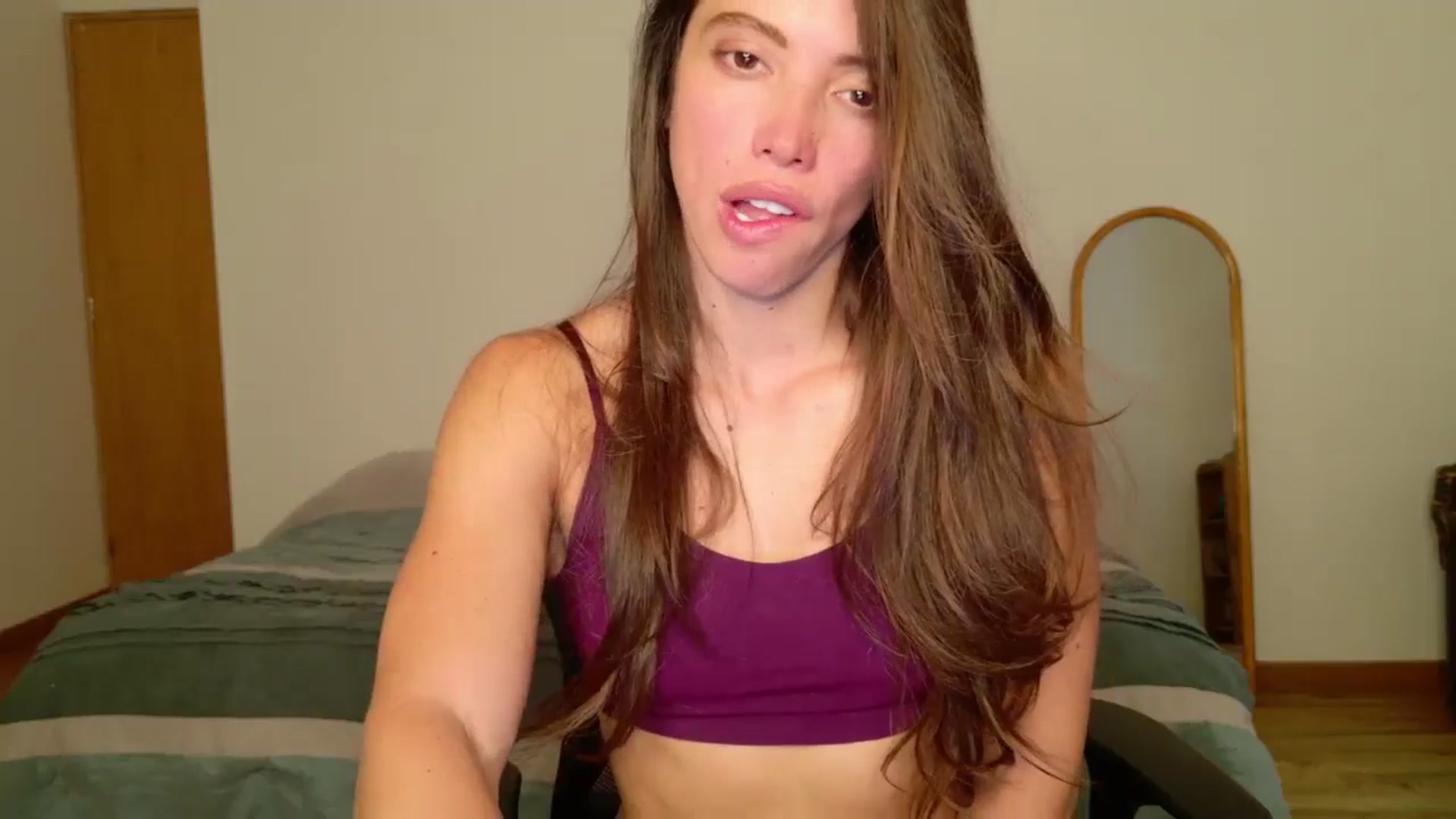 Gallery image thumbnail from Fitsexygirl's myfreecams stream on, 06/18/2024, 20:04 image 2 of 20