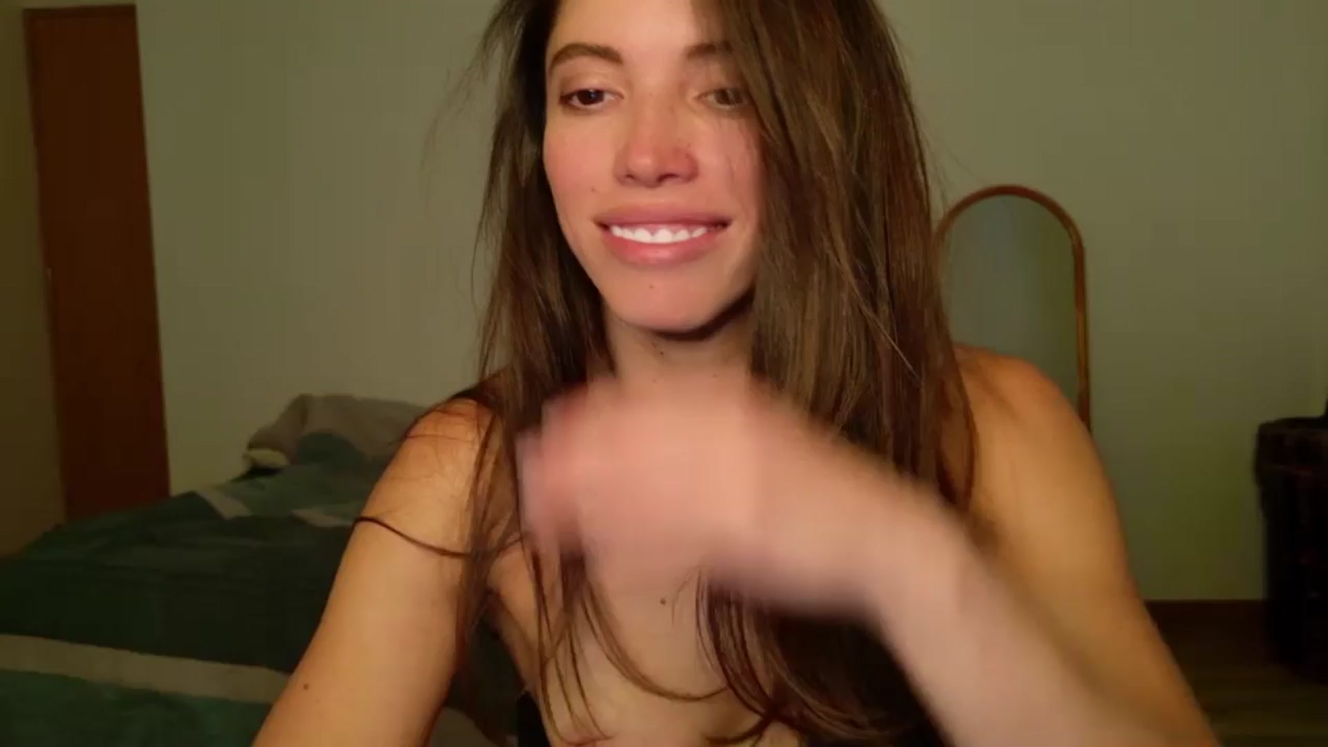 Gallery image thumbnail from Fitsexygirl's myfreecams stream on, 06/18/2024, 22:06 image 1 of 20