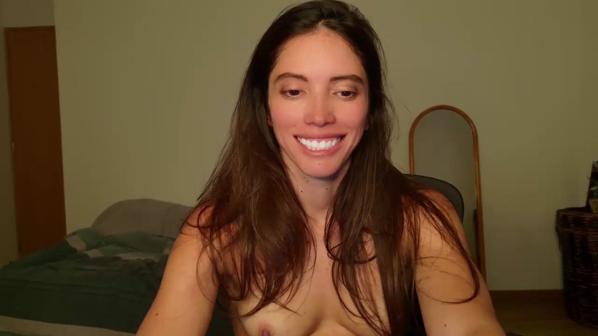 Gallery image thumbnail from Fitsexygirl's myfreecams stream on, 06/18/2024, 23:49 image 13 of 20