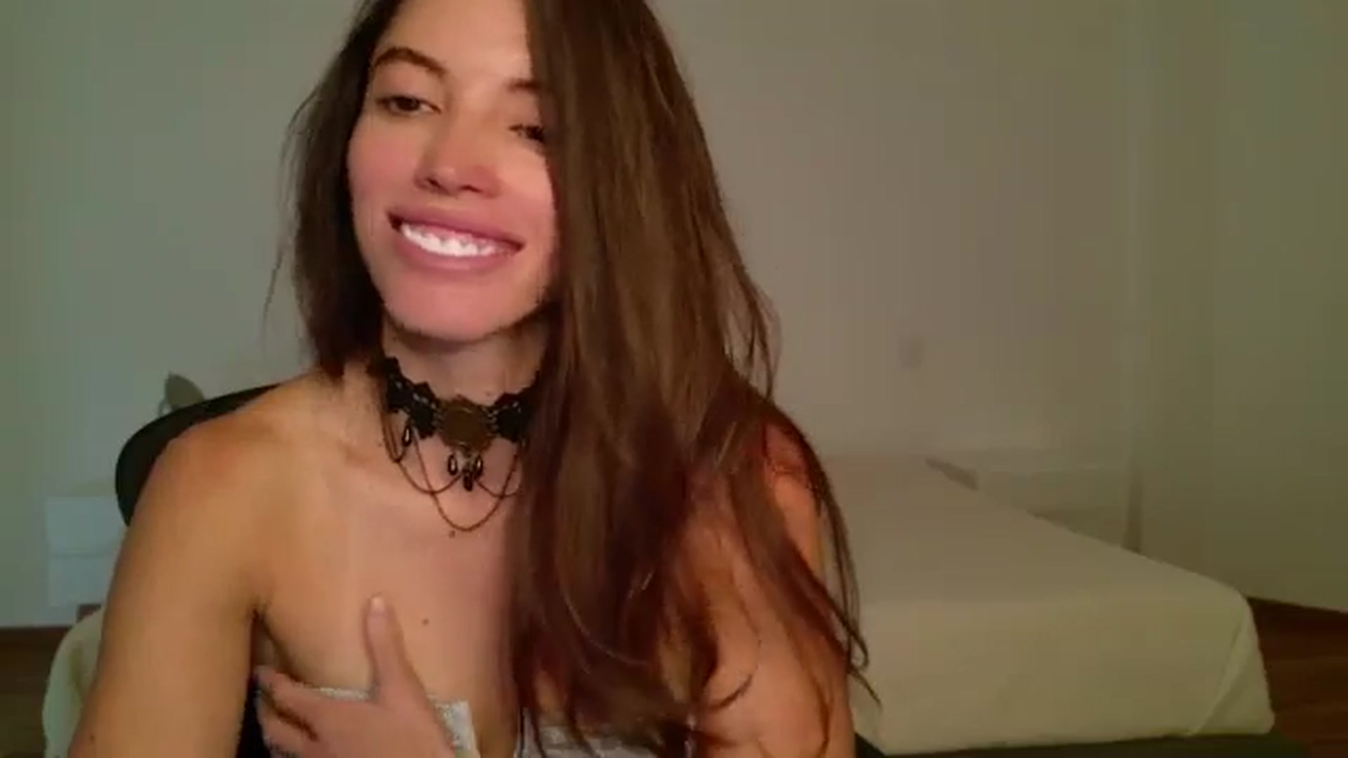 Gallery image thumbnail from Fitsexygirl's myfreecams stream on, 07/03/2024, 21:16 image 3 of 20