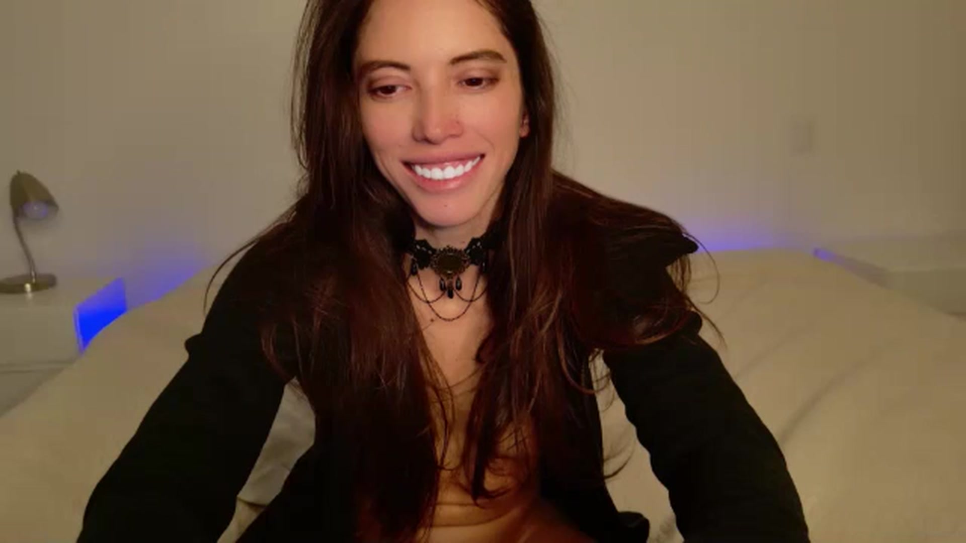 Gallery image thumbnail from Fitsexygirl's myfreecams stream on, 08/01/2024, 22:05 image 7 of 20
