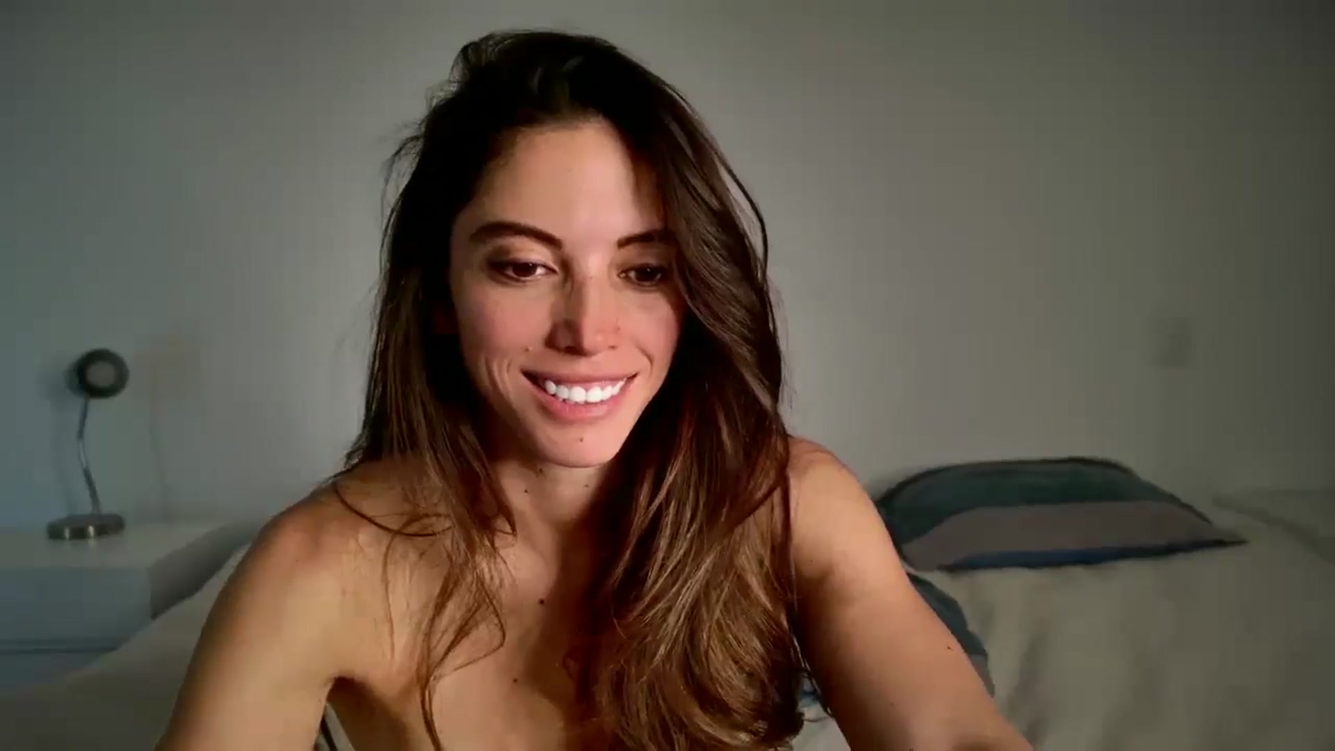 Gallery image thumbnail from Fitsexygirl's myfreecams stream on, 09/19/2024, 20:42 image 19 of 20