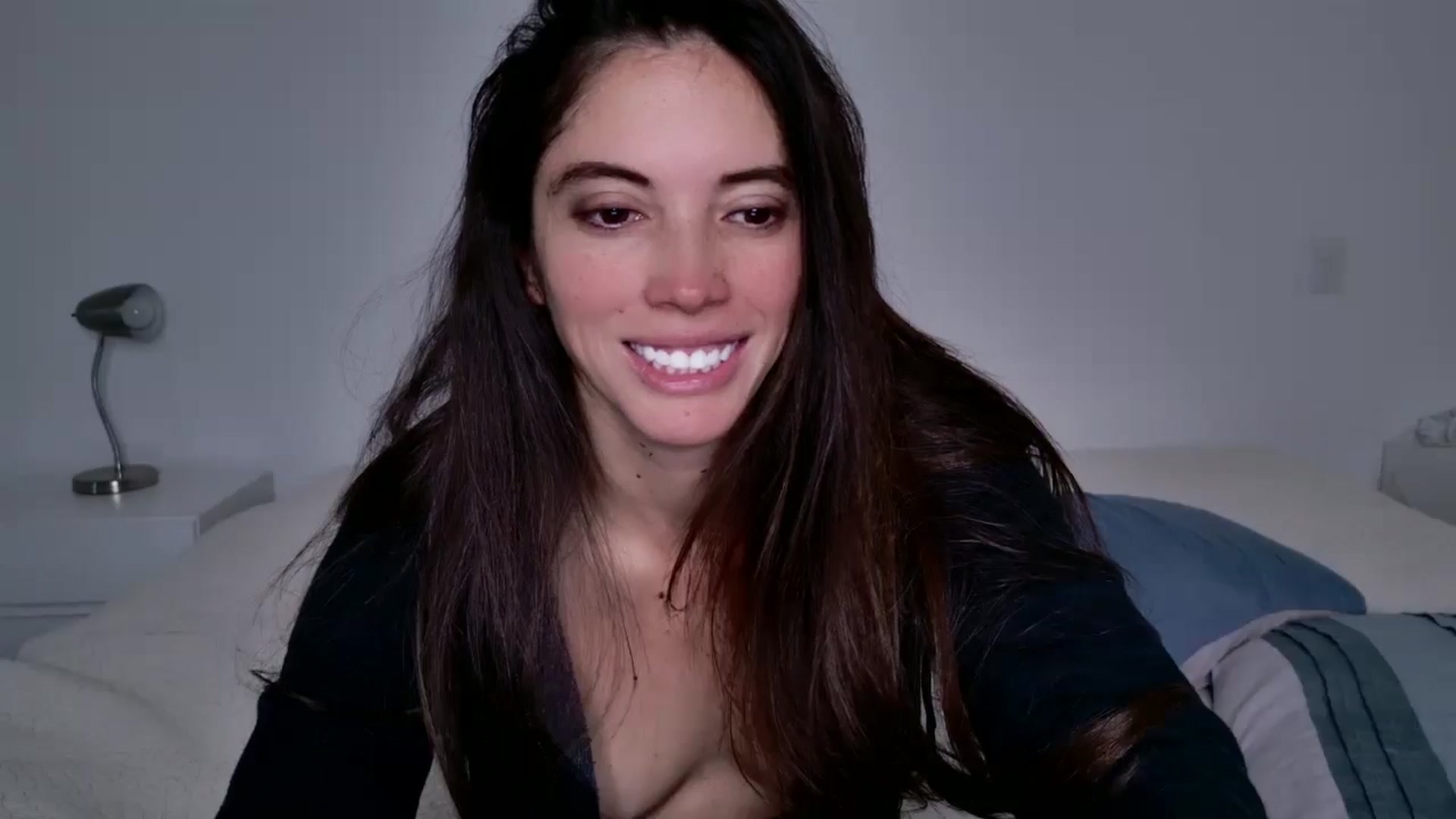 Gallery image thumbnail from Fitsexygirl's myfreecams stream on, 02/19/2025, 23:54 image 16 of 20