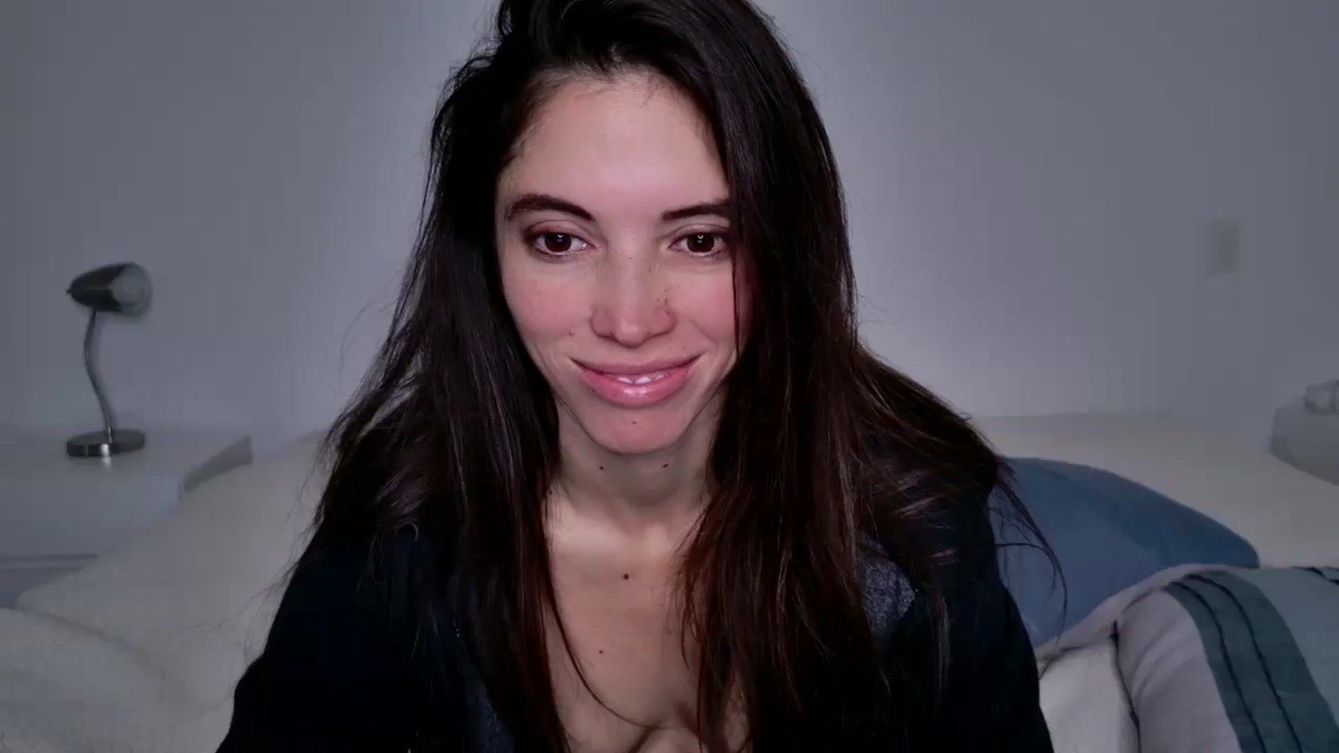 Gallery image thumbnail from Fitsexygirl's myfreecams stream on, 02/19/2025, 23:54 image 17 of 20