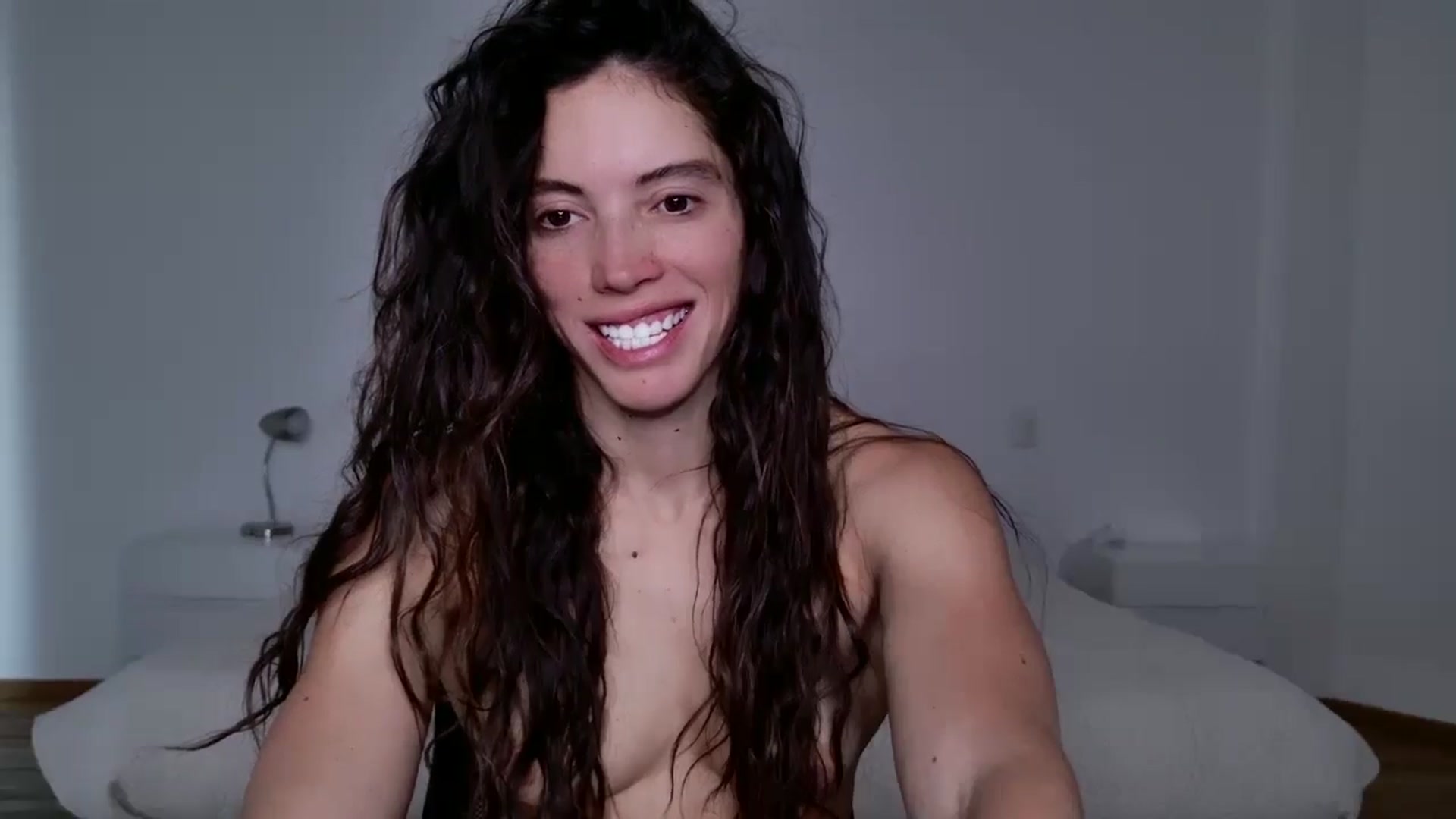 Gallery image thumbnail from Fitsexygirl's myfreecams stream on, 03/12/2025, 22:20 image 8 of 20