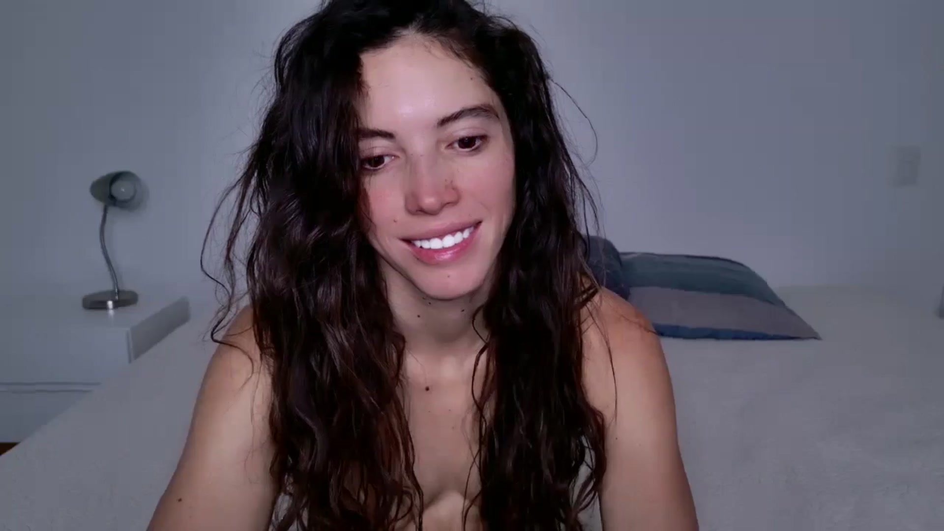 Gallery image thumbnail from Fitsexygirl's myfreecams stream on, 03/12/2025, 22:20 image 18 of 20