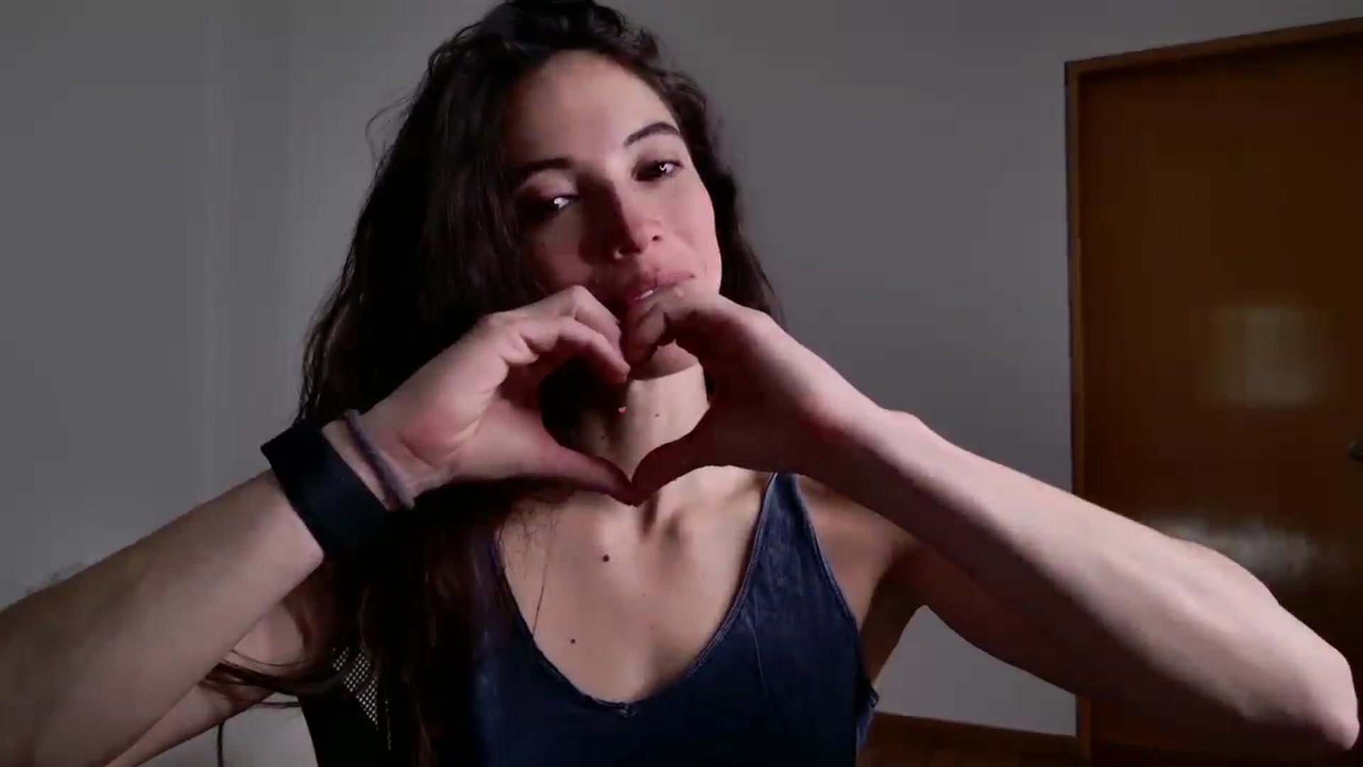 Gallery image thumbnail from Fitsexygirl's myfreecams stream on, 03/13/2025, 20:33 image 2 of 20