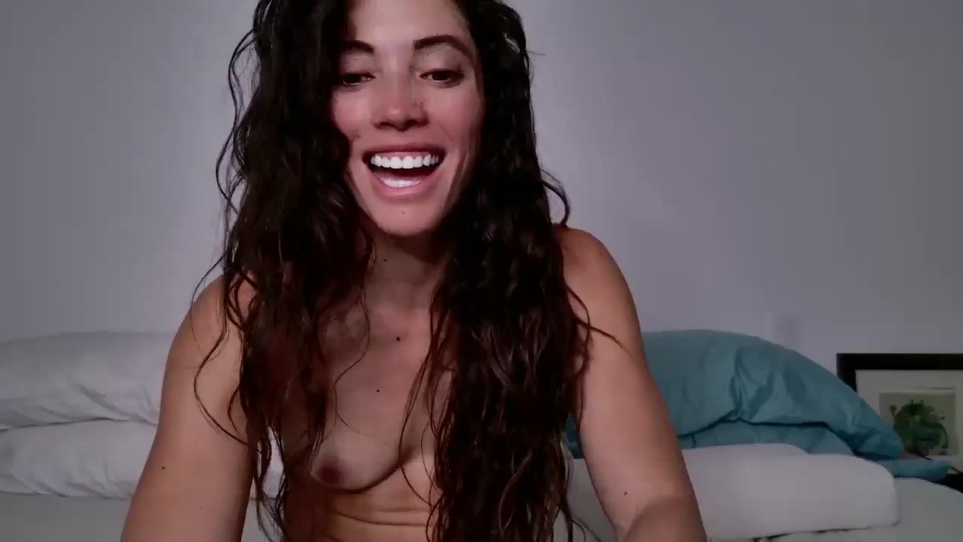 Gallery image thumbnail from Fitsexygirl's myfreecams stream on, 04/02/2025, 23:35 image 7 of 20