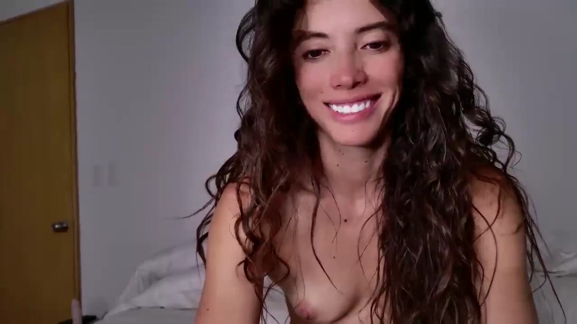Gallery image thumbnail from Fitsexygirl's myfreecams stream on, 04/04/2025, 23:18 image 16 of 20