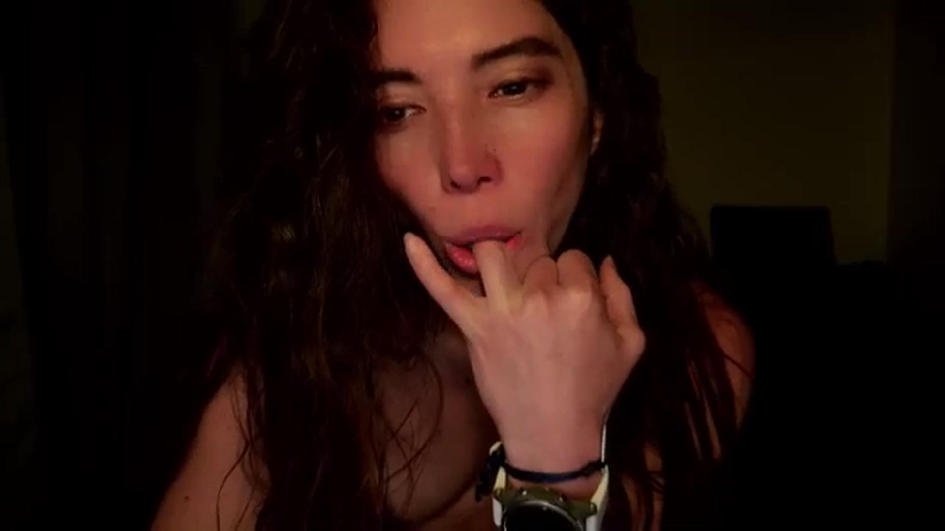 Gallery image thumbnail from Fitsexygirl's myfreecams stream on, 04/21/2025, 19:01 image 20 of 20