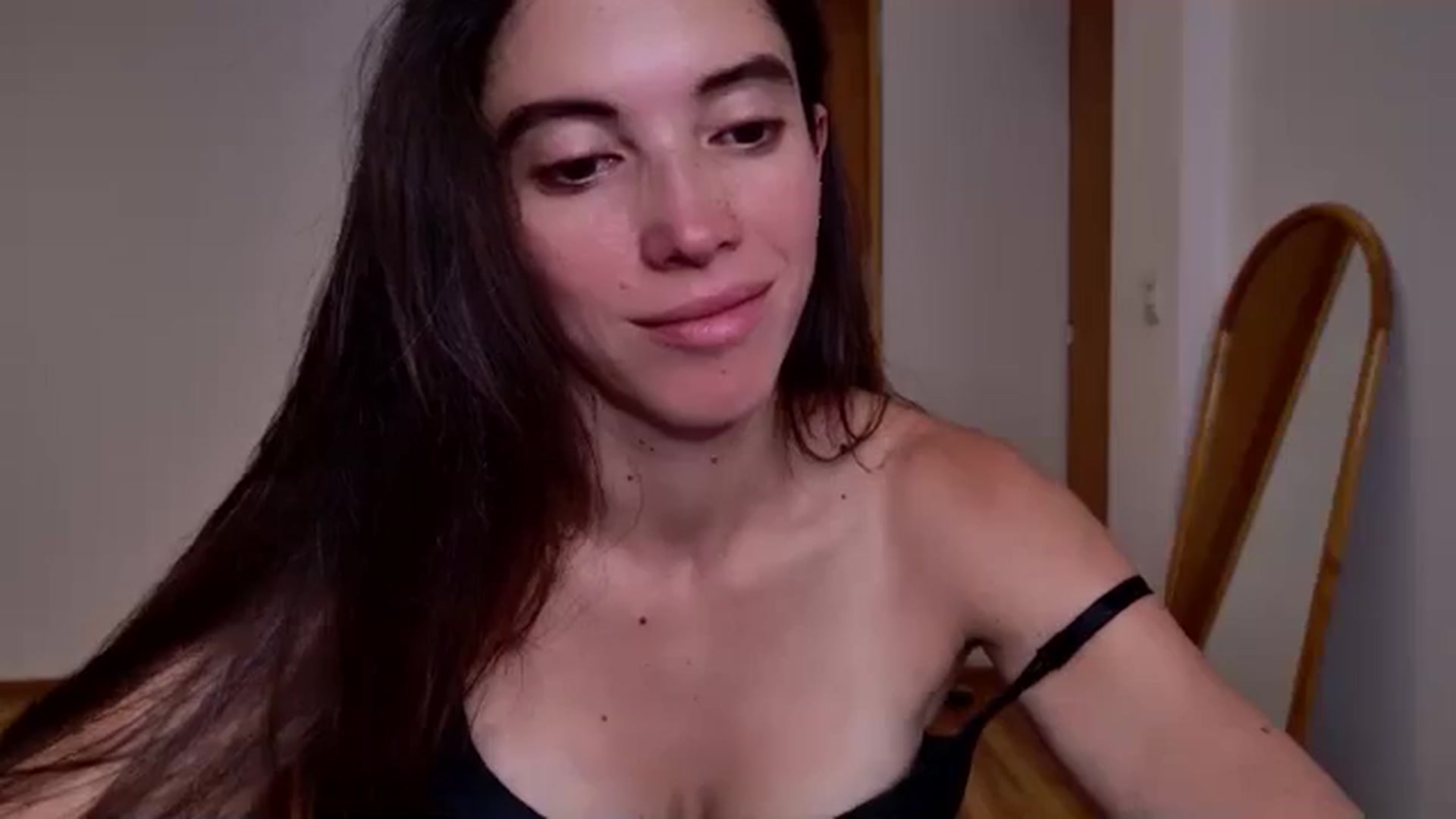 Gallery image thumbnail from Fitsexygirl's myfreecams stream on, 06/11/2025, 20:10 image 8 of 20