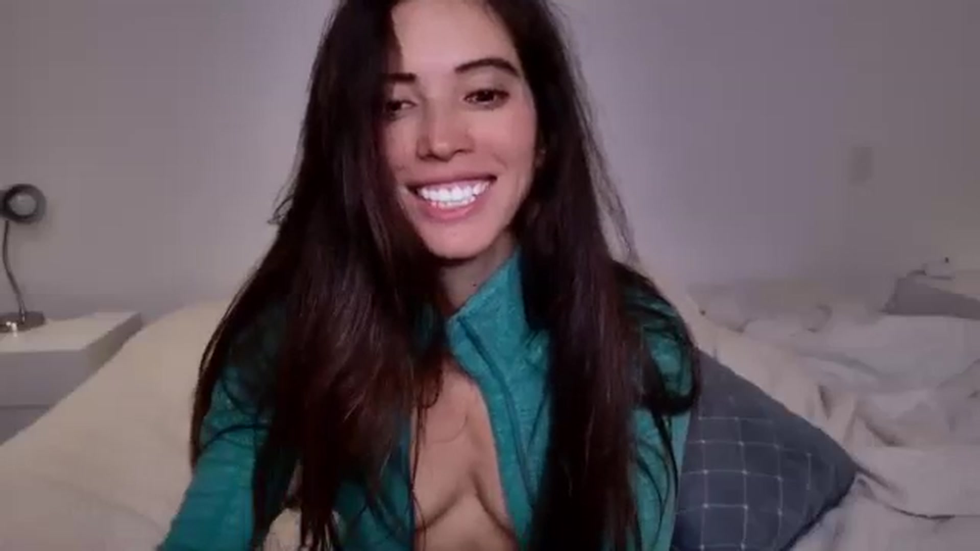 Gallery image thumbnail from Fitsexygirl's myfreecams stream on, 06/25/2025, 02:03 image 9 of 20