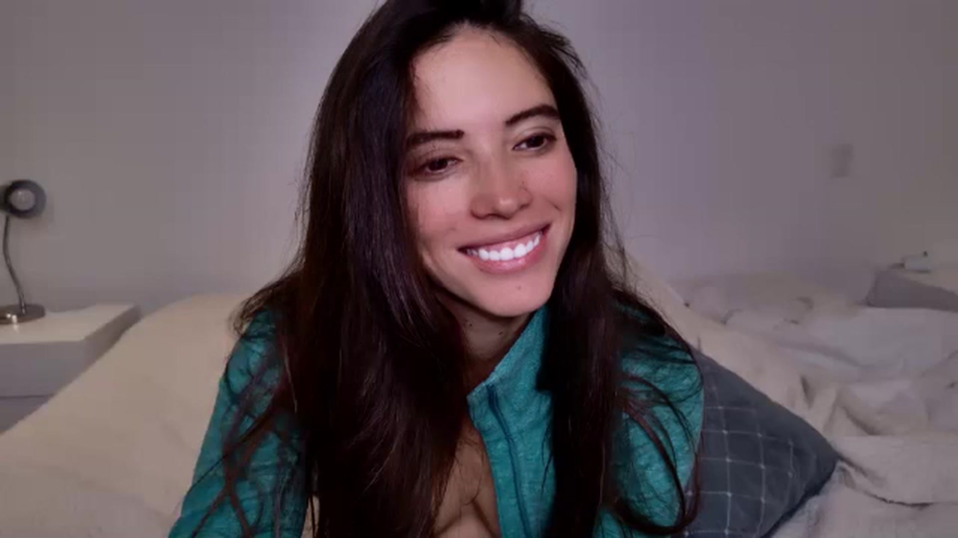Gallery image thumbnail from Fitsexygirl's myfreecams stream on, 06/25/2025, 02:03 image 13 of 20