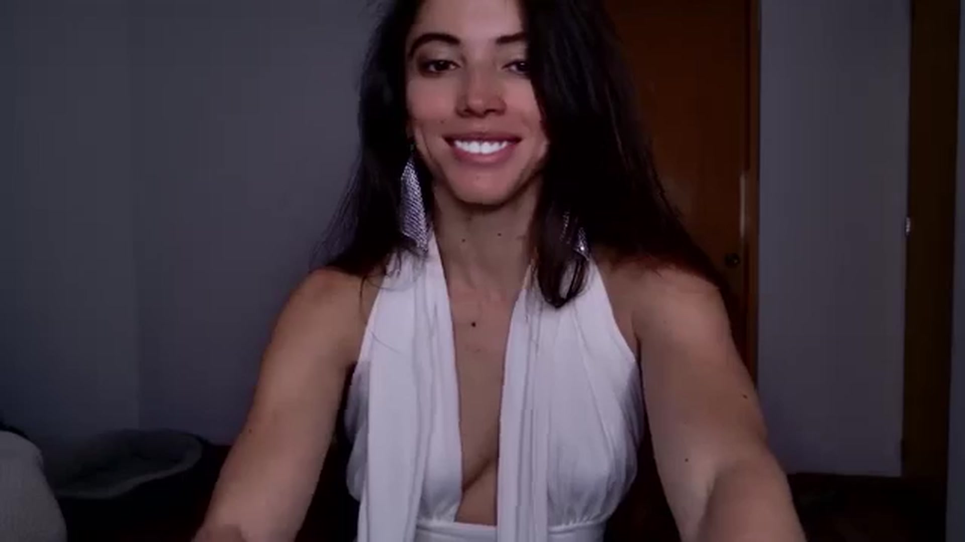 Gallery image thumbnail from Fitsexygirl's myfreecams stream on, 06/26/2025, 20:49 image 5 of 20