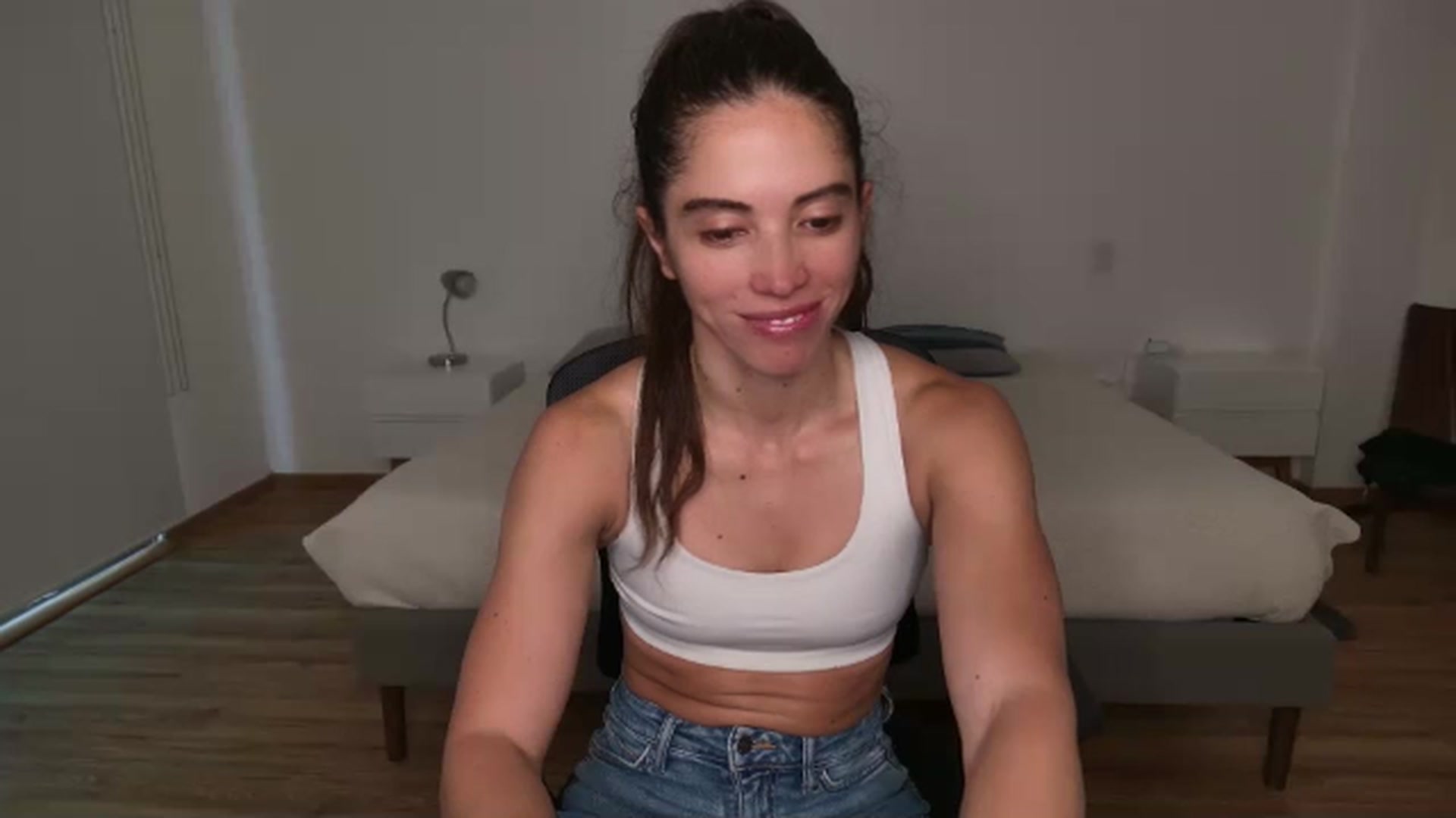 Gallery image thumbnail from Fitsexygirl's myfreecams stream on, 08/05/2025, 20:22 image 16 of 20