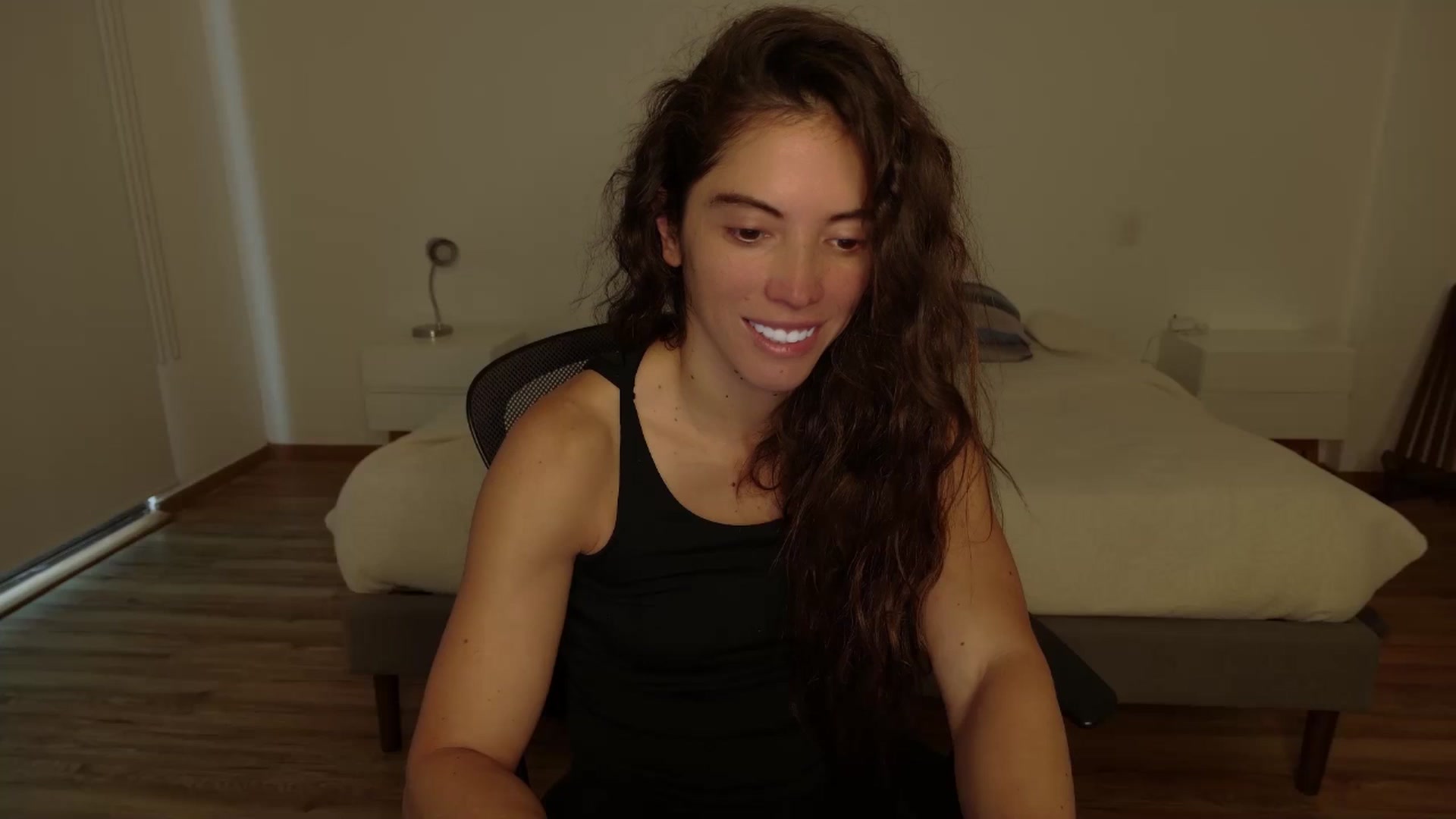 Gallery image thumbnail from Fitsexygirl's myfreecams stream on, 08/13/2025, 20:56 image 13 of 20