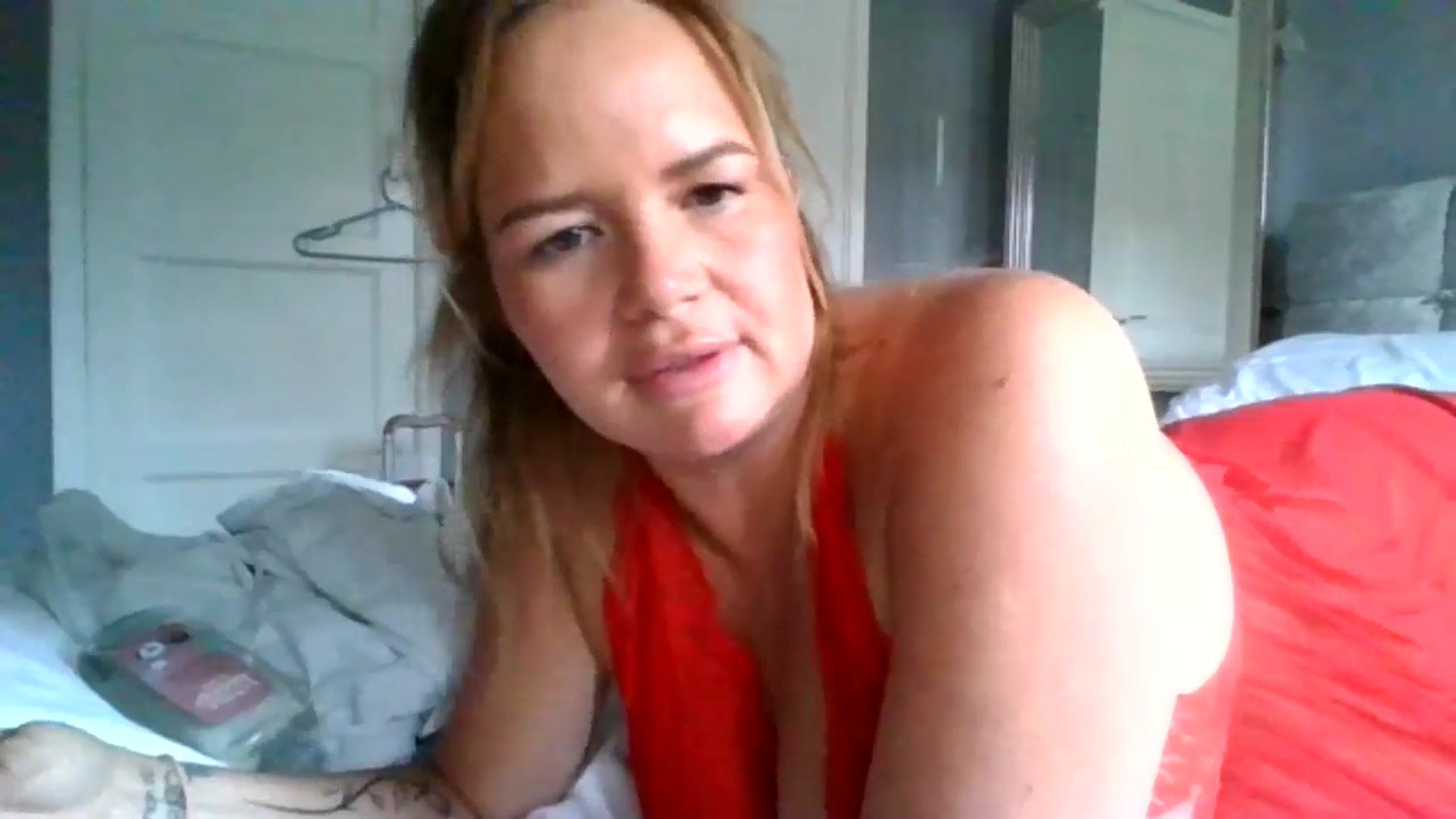 Gallery image thumbnail from Fitty_milf's myfreecams stream on, 11/06/2024, 12:48 image 17 of 20
