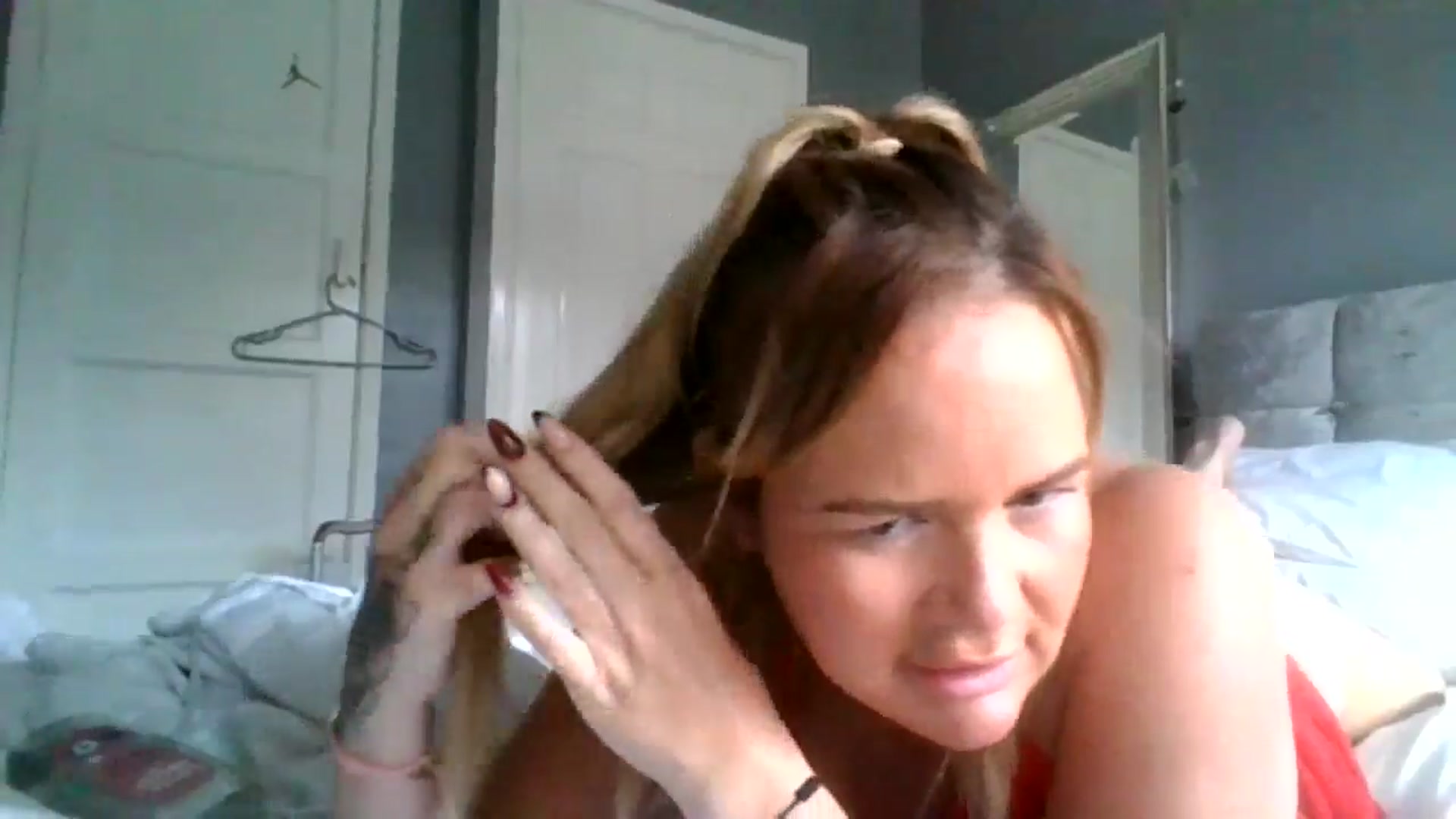 Gallery image thumbnail from Fitty_milf's myfreecams stream on, 11/06/2024, 12:48 image 12 of 20