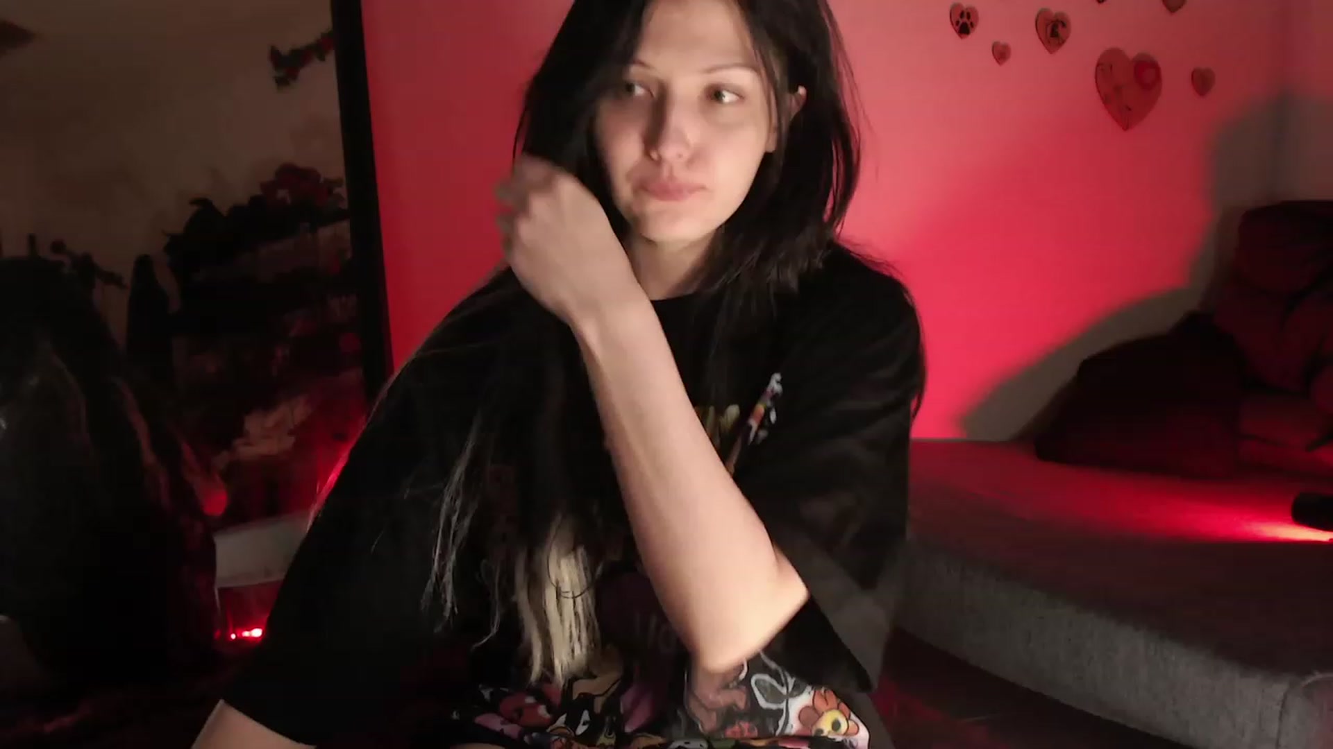 Gallery image thumbnail from FiveYears's myfreecams stream on, 07/23/2023, 07:41 image 1 of 20