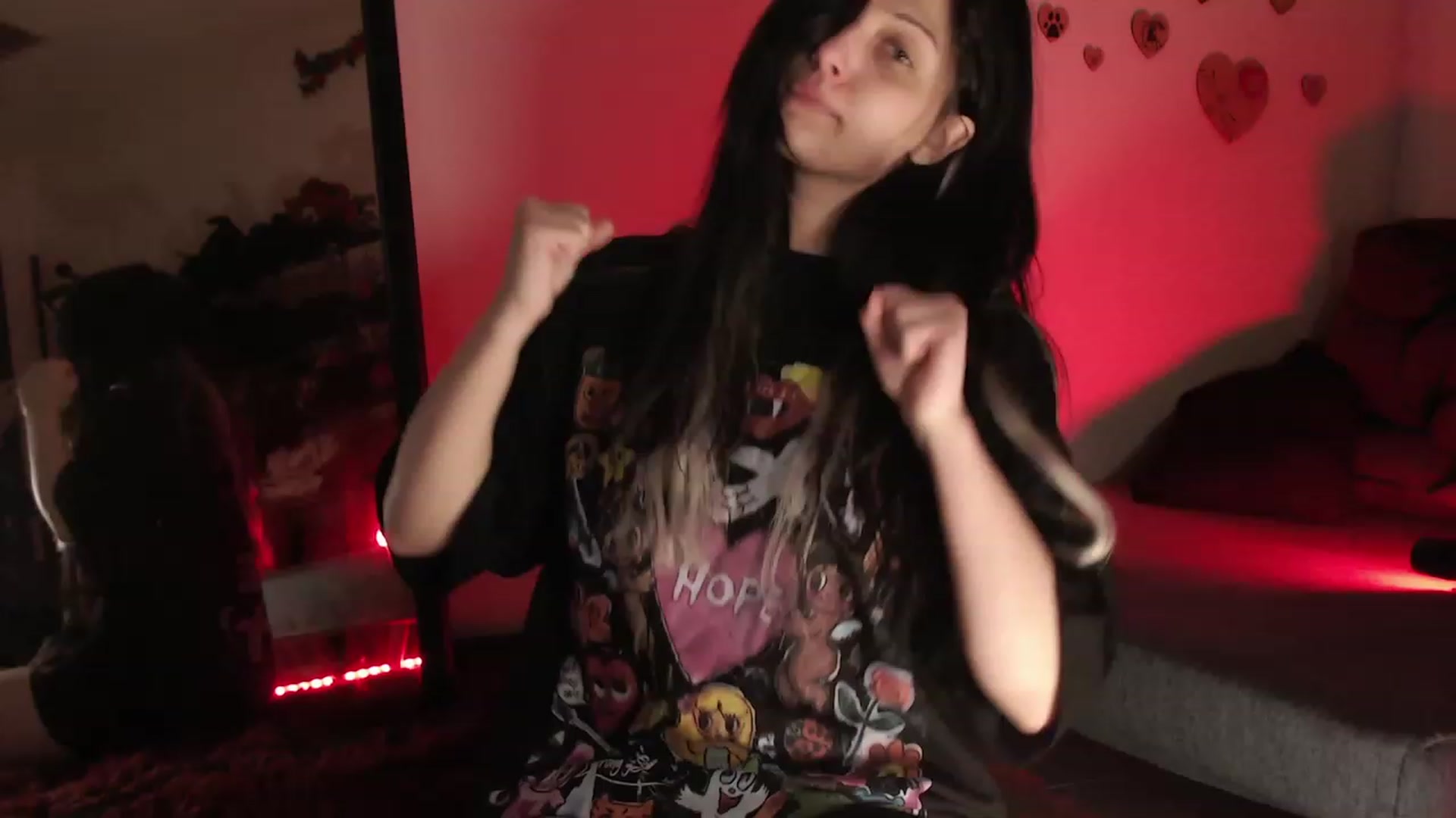 Gallery image thumbnail from FiveYears's myfreecams stream on, 07/23/2023, 07:41 image 4 of 20