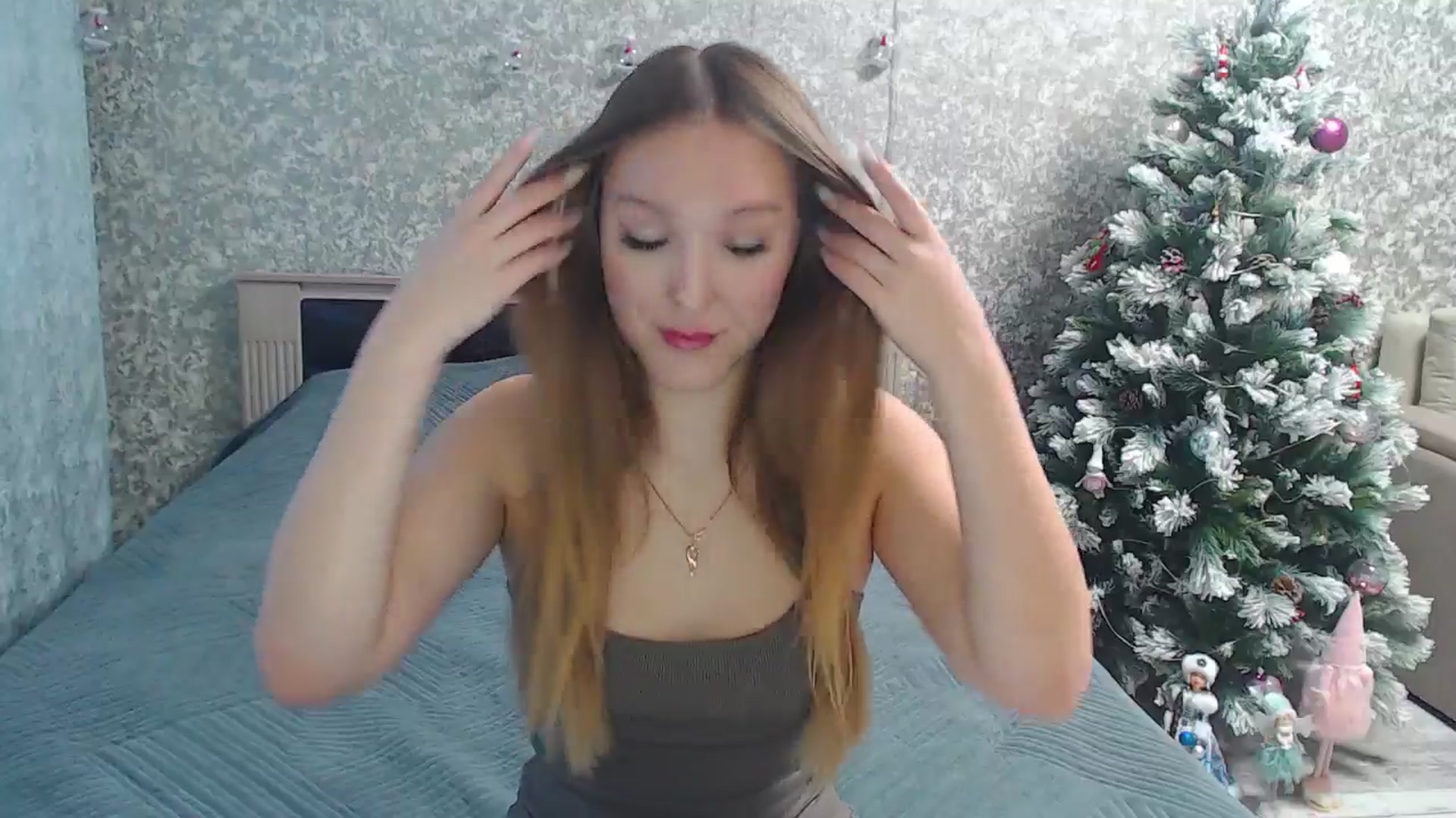 Gallery image thumbnail from Flame_inside1's myfreecams stream on, 01/12/2026, 05:17 image 16 of 20