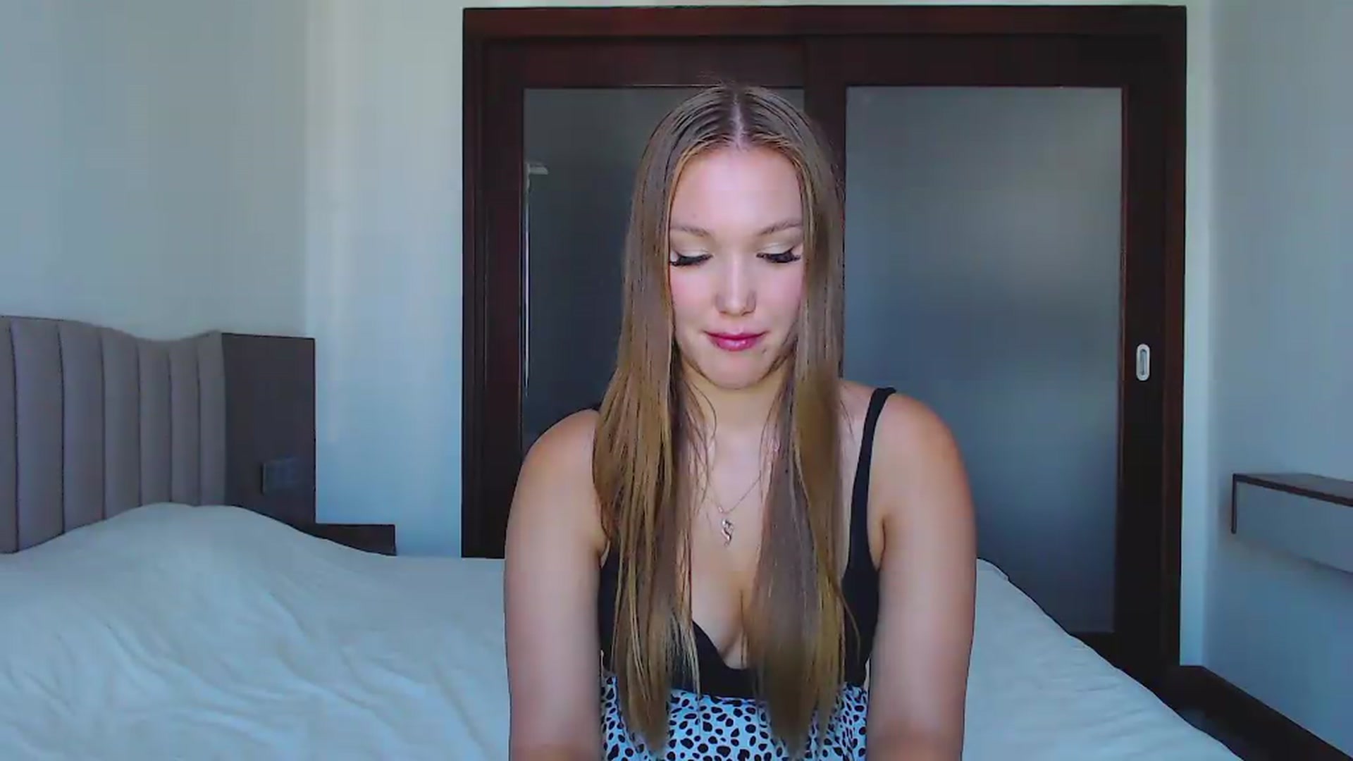 Gallery image thumbnail from Flame_inside1's myfreecams stream on, 07/01/2026, 06:25 image 5 of 20
