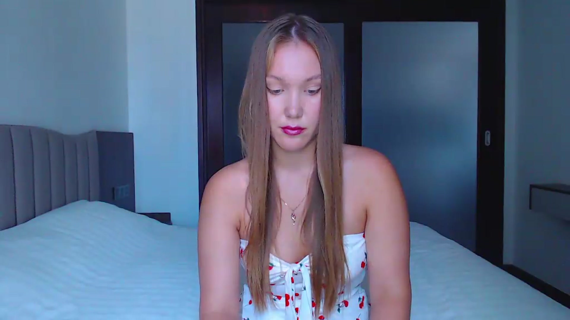 Gallery image thumbnail from Flame_inside1's myfreecams stream on, 07/08/2026, 05:09 image 18 of 20