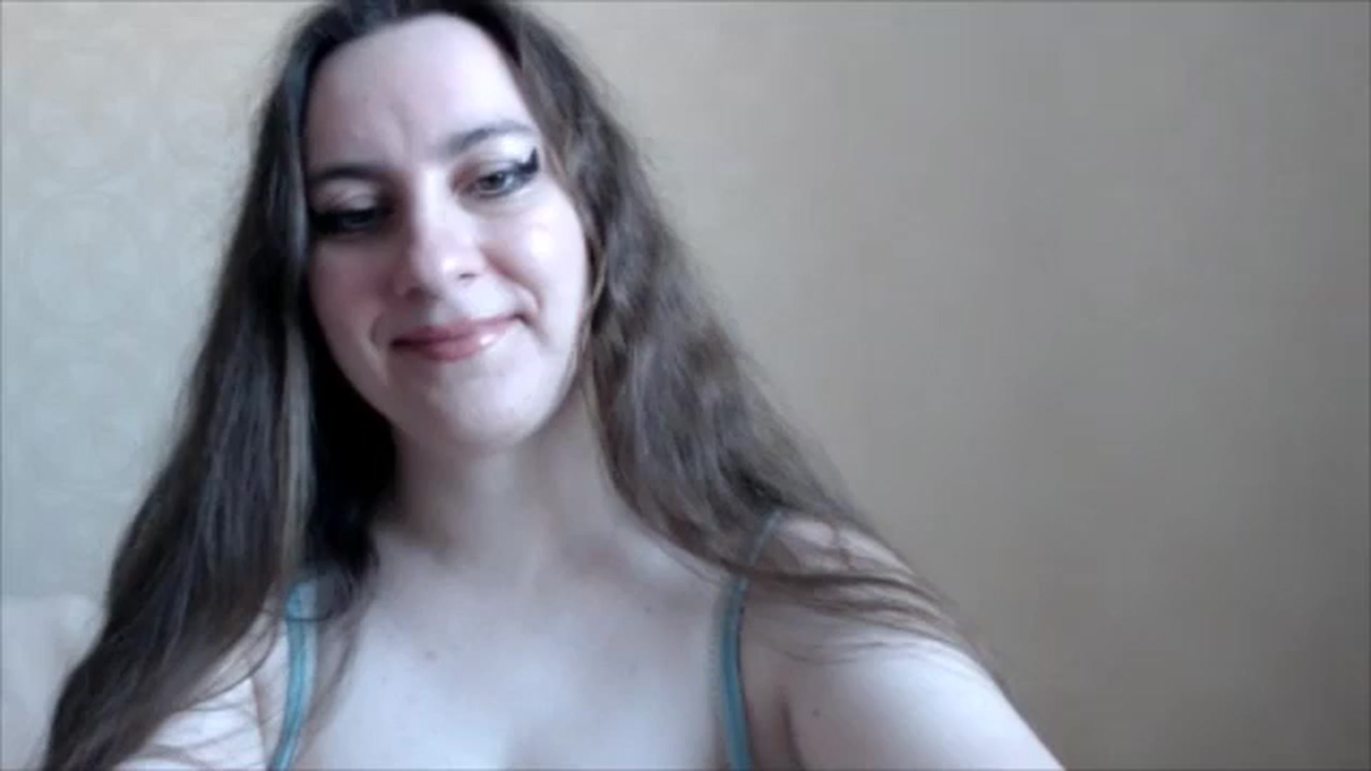 Gallery image thumbnail from FlamedAngel's myfreecams stream on, 12/25/2023, 07:54 image 1 of 20
