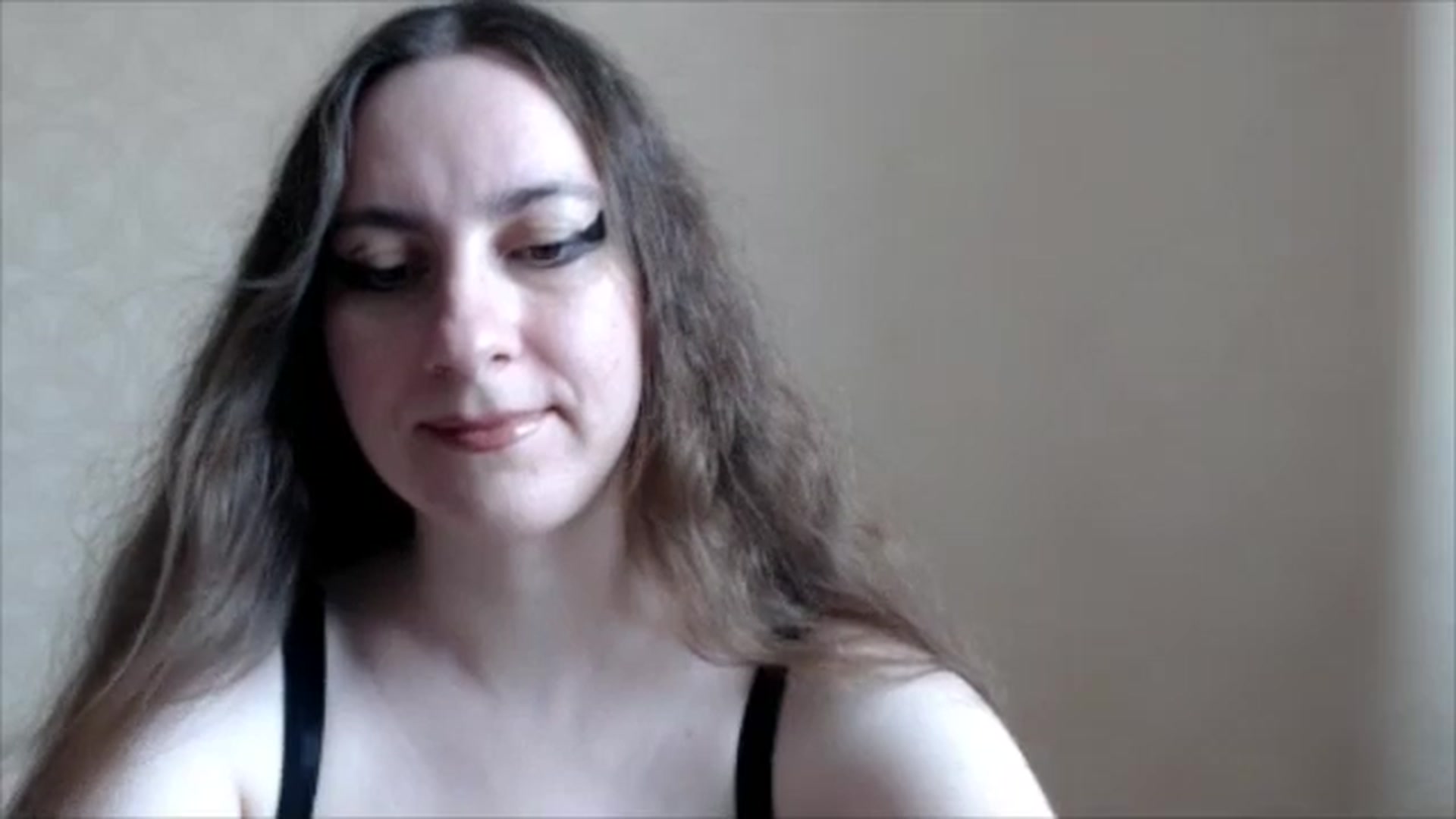 Gallery image thumbnail from FlamedAngel's myfreecams stream on, 08/29/2024, 09:05 image 3 of 20