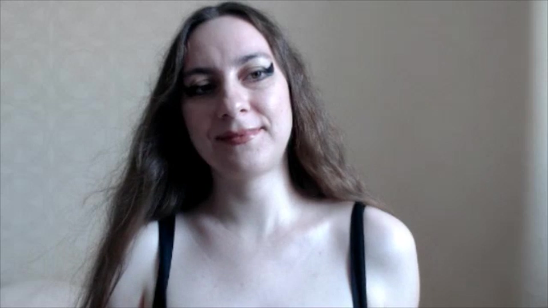 Gallery image thumbnail from FlamedAngel's myfreecams stream on, 08/29/2024, 09:05 image 15 of 20
